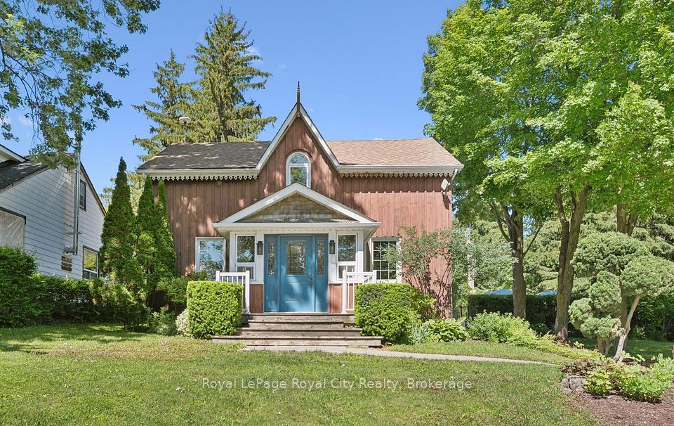 33 North Broadway Street, Centre Wellington, On N0b 1j0