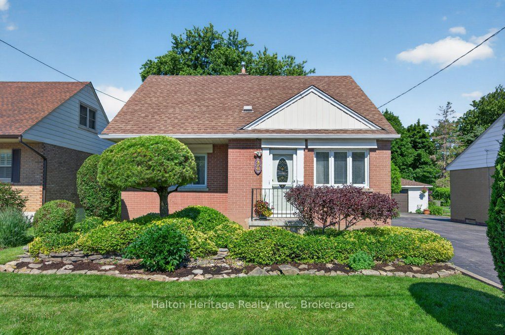 476 East 37th Street, Hamilton, On L8v 4b9