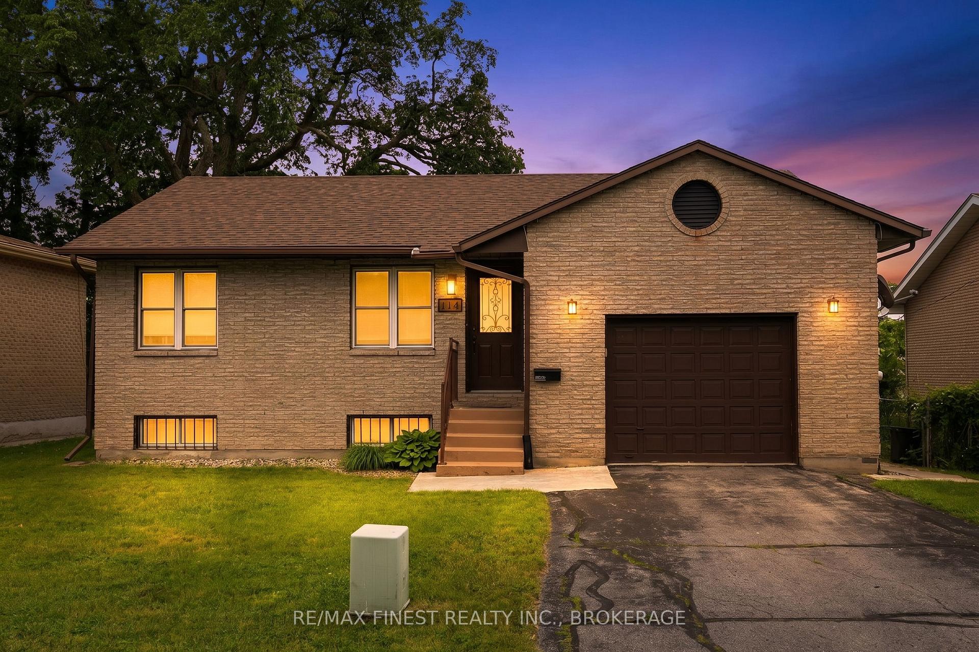 114 Joyce Street, Kingston, On K7k 6a7