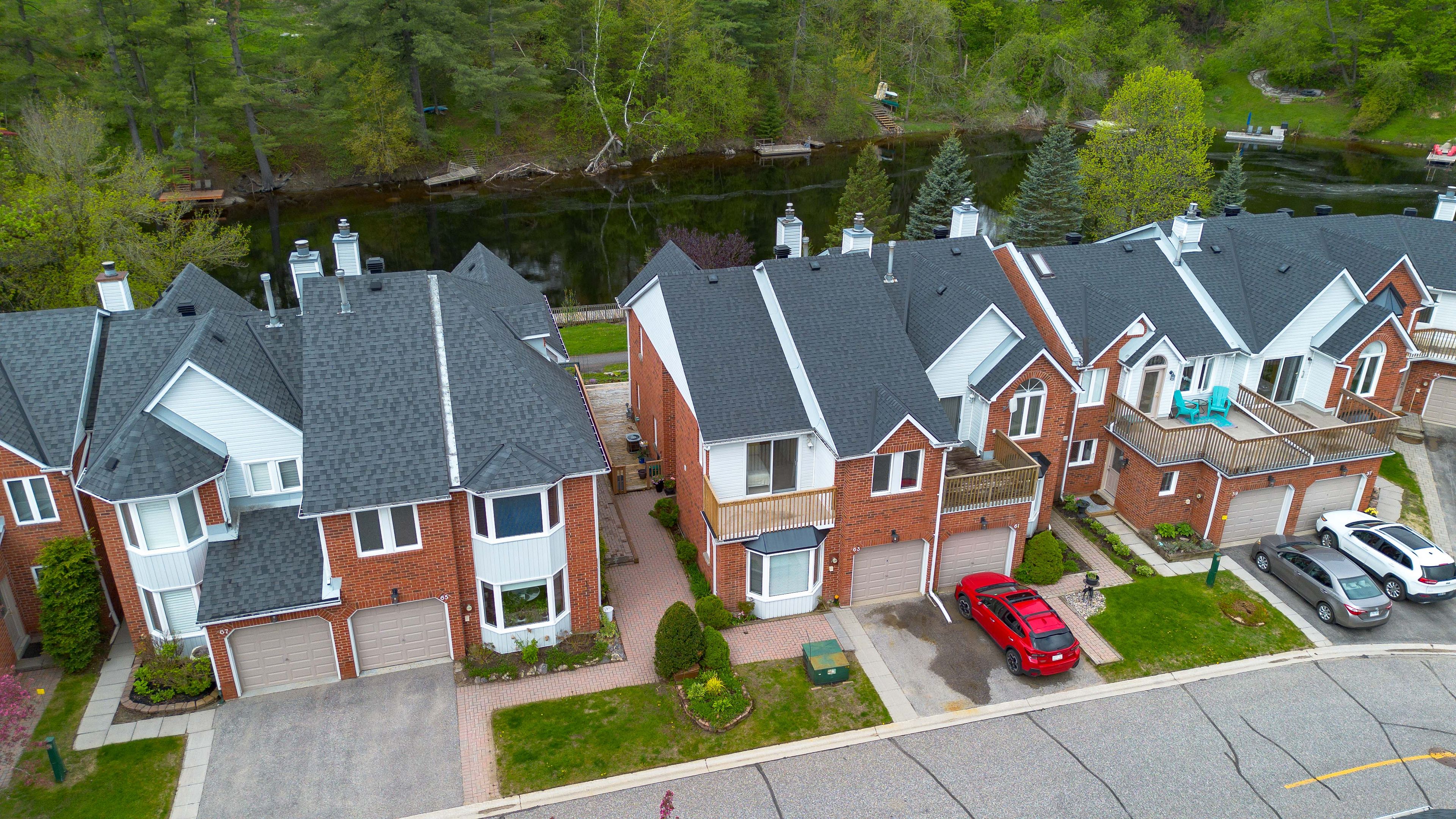 63 Shoreline Drive, Bracebridge, On P1l 1z3