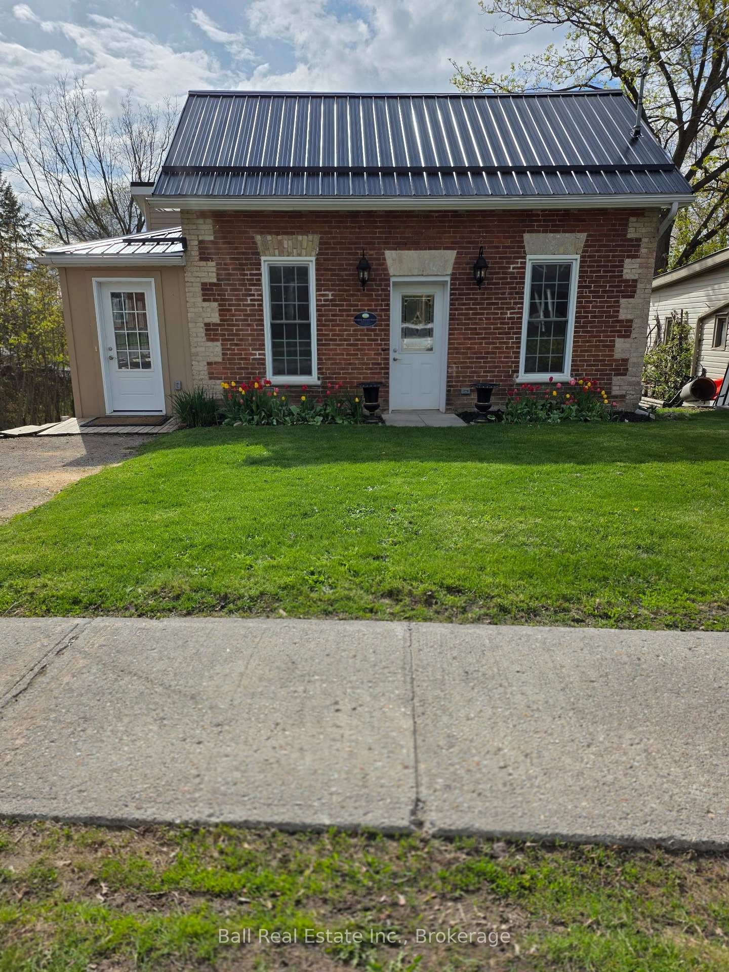 28 Booth Street N, Trent Hills, On K0l 1l0