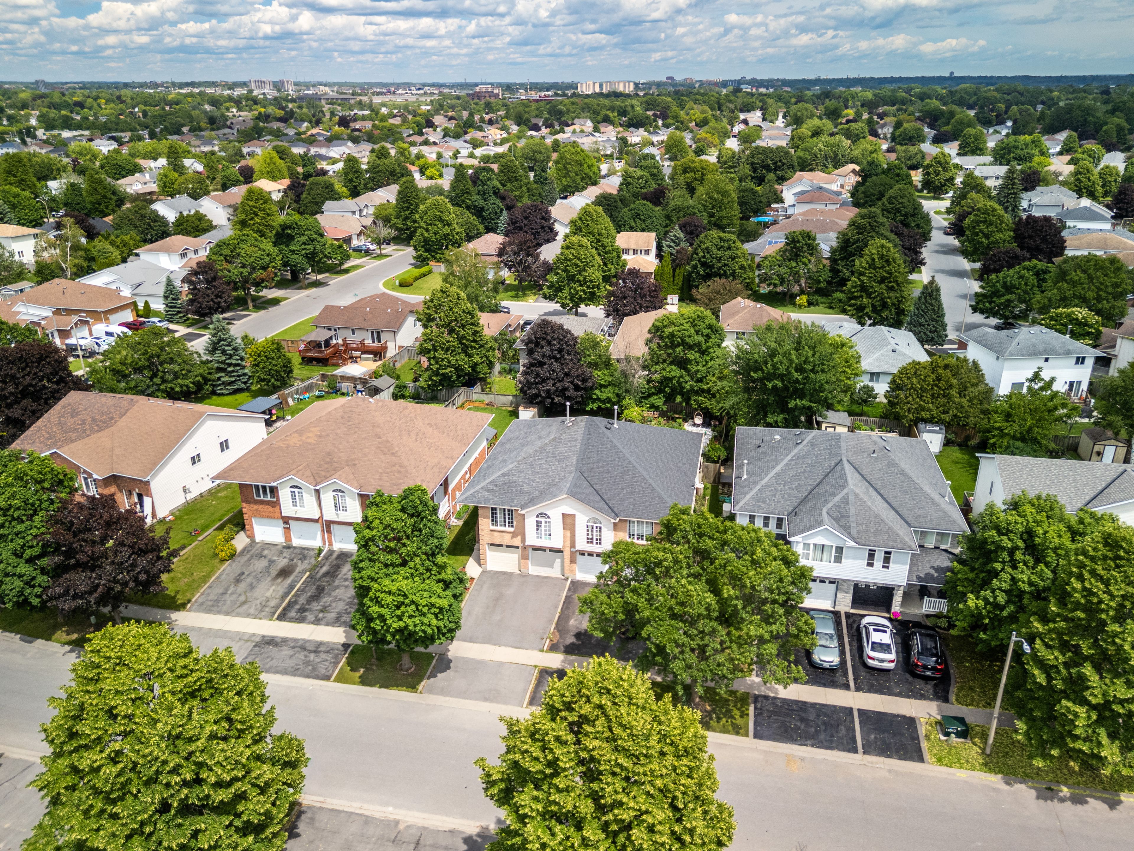 653 Barnsley Crescent, Kingston, On K7m 8x4