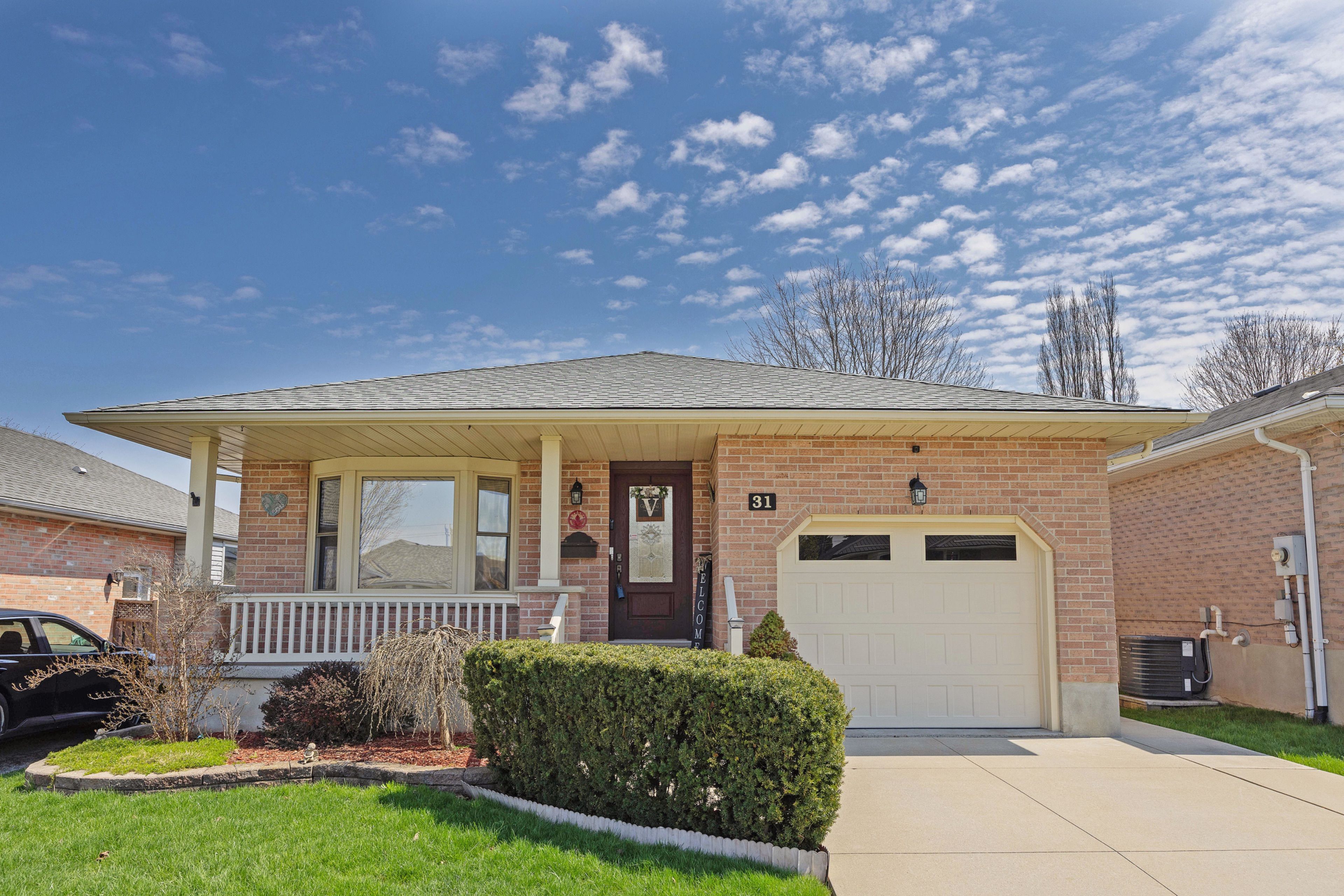 31 Neal Avenue, St. Thomas, On N5r 6b5