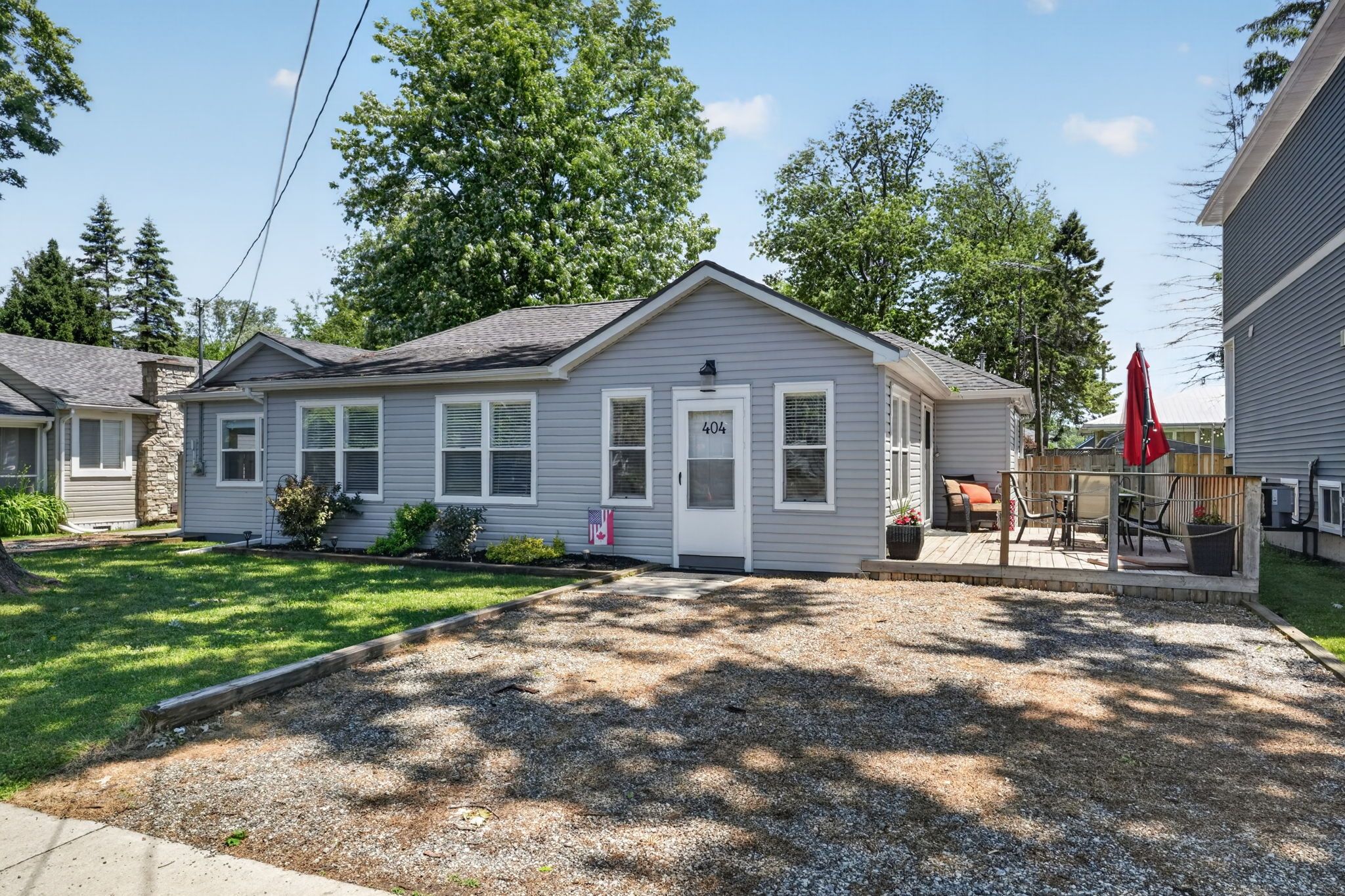 404 Lakewood Avenue, Fort Erie, On L0s 1b0