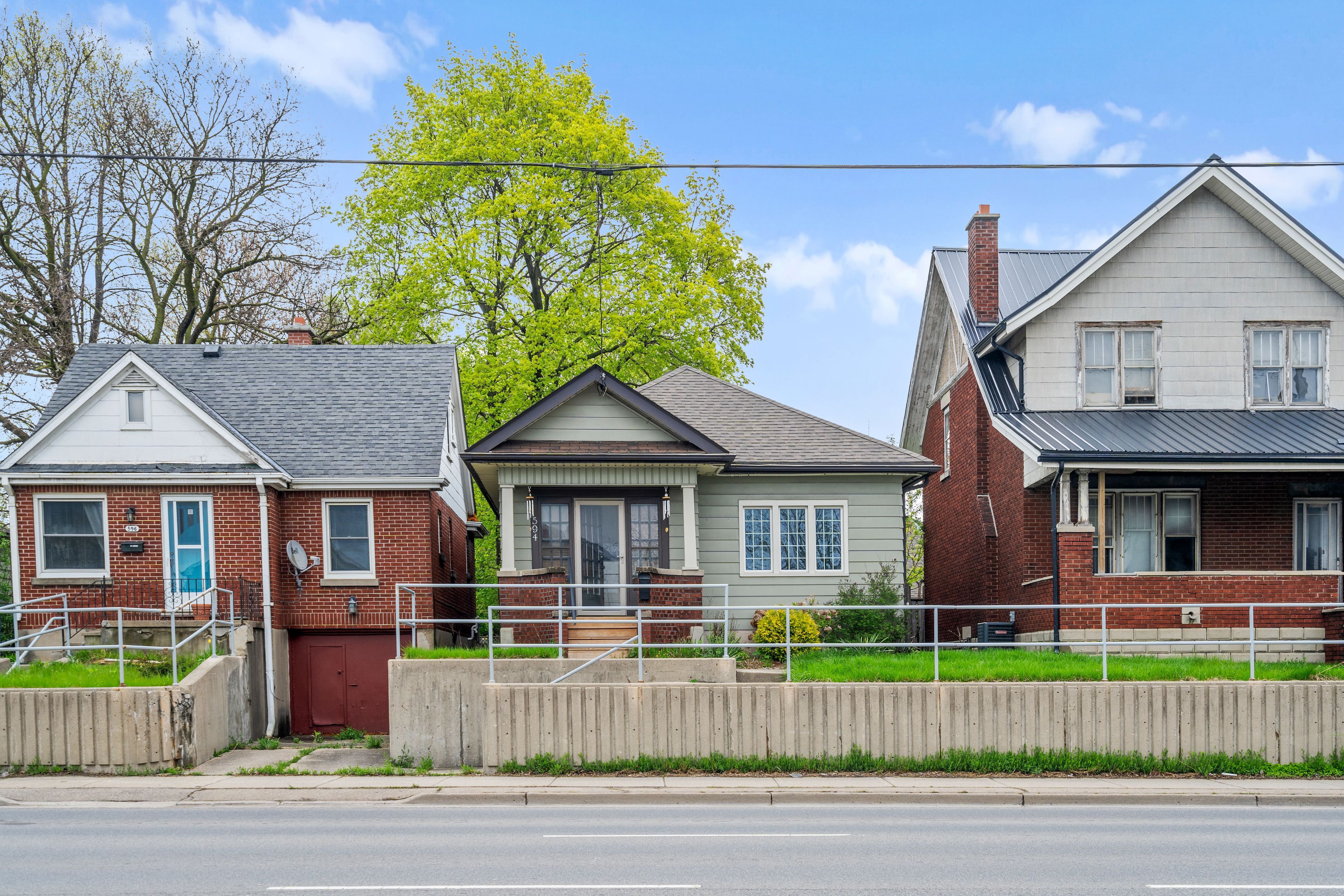 594 Highbury Avenue N, London East, On N5w 4k9