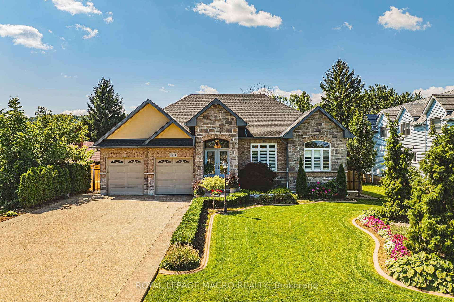 1214 #8 Highway, Hamilton, On L8e 5k2
