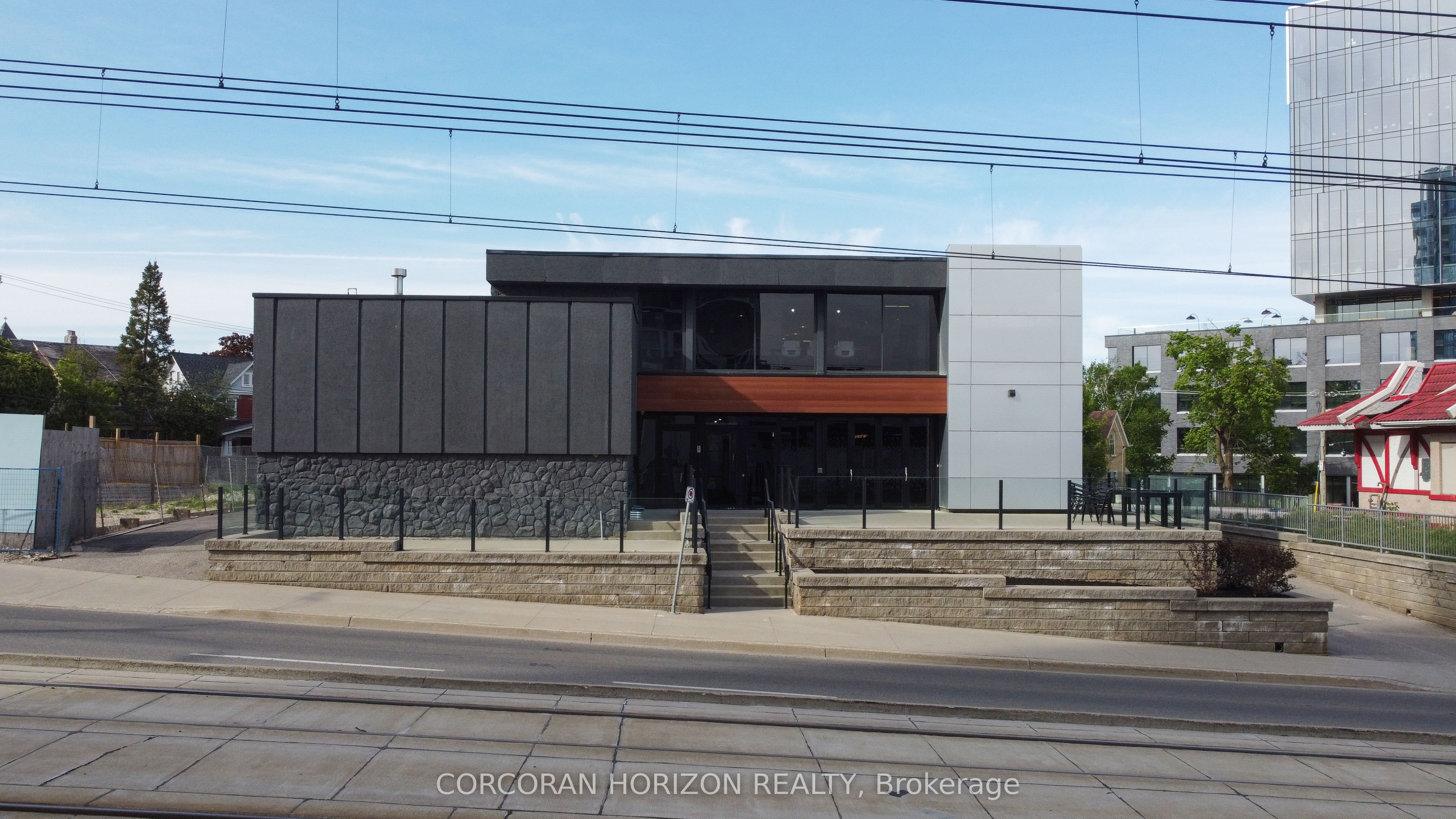 618 King Street, Kitchener, On N2g 1c8