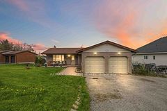 36 Helen Drive, Kawartha Lakes, On K0l 2w0