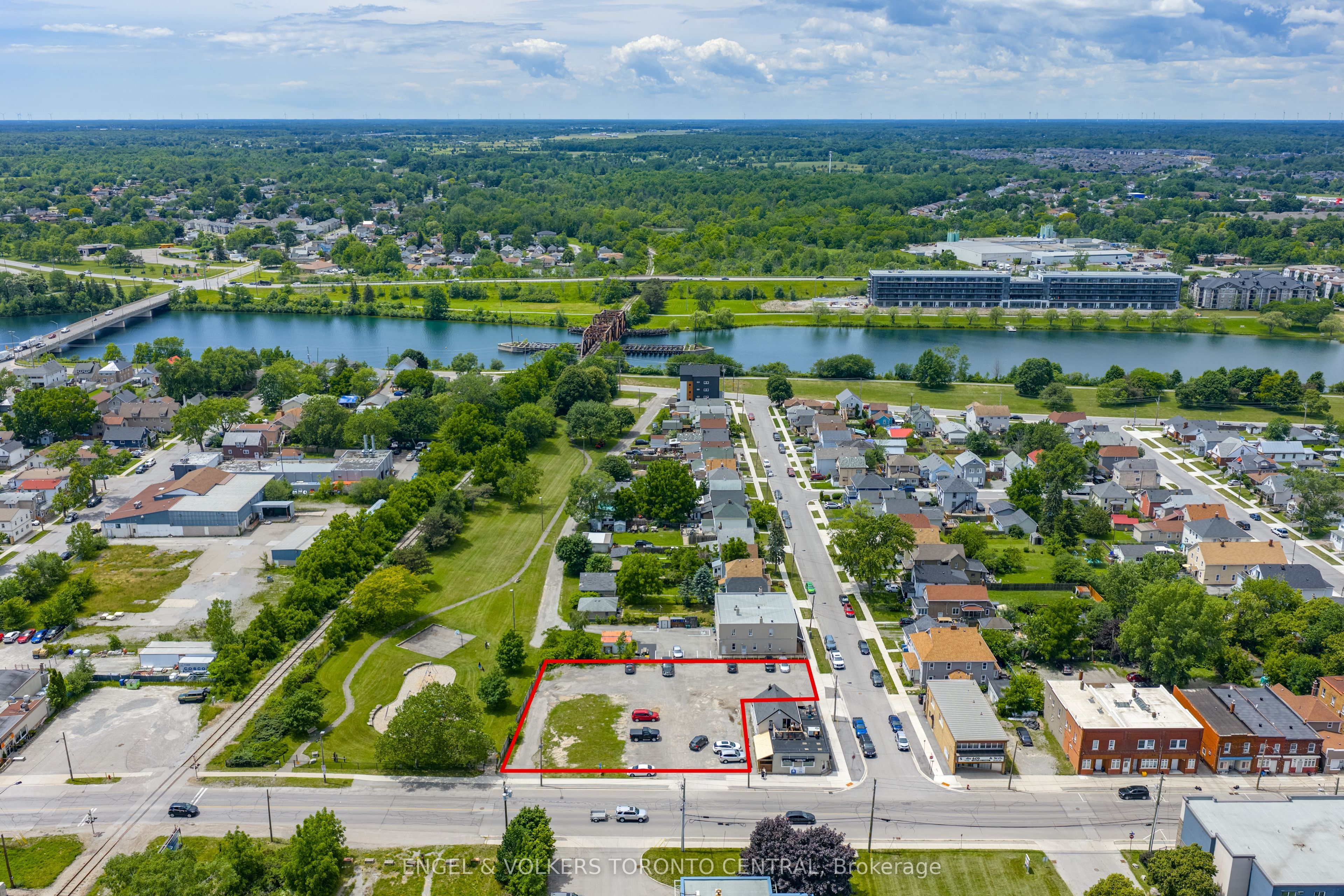 619 King Street, Welland, On L3b 3l4
