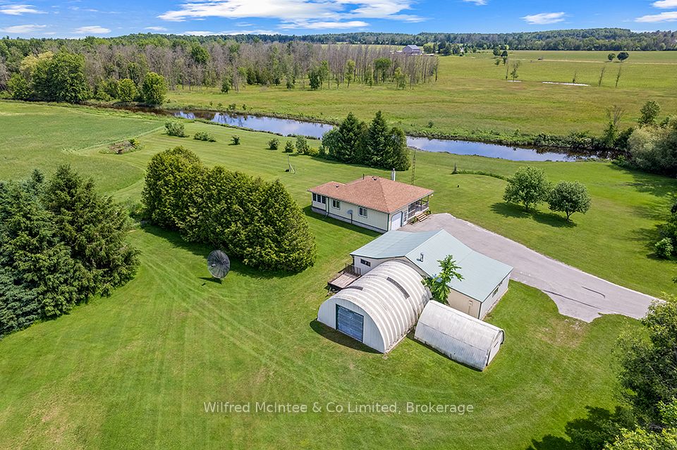 242287 16 Concession, West Grey, On N0g 2m0