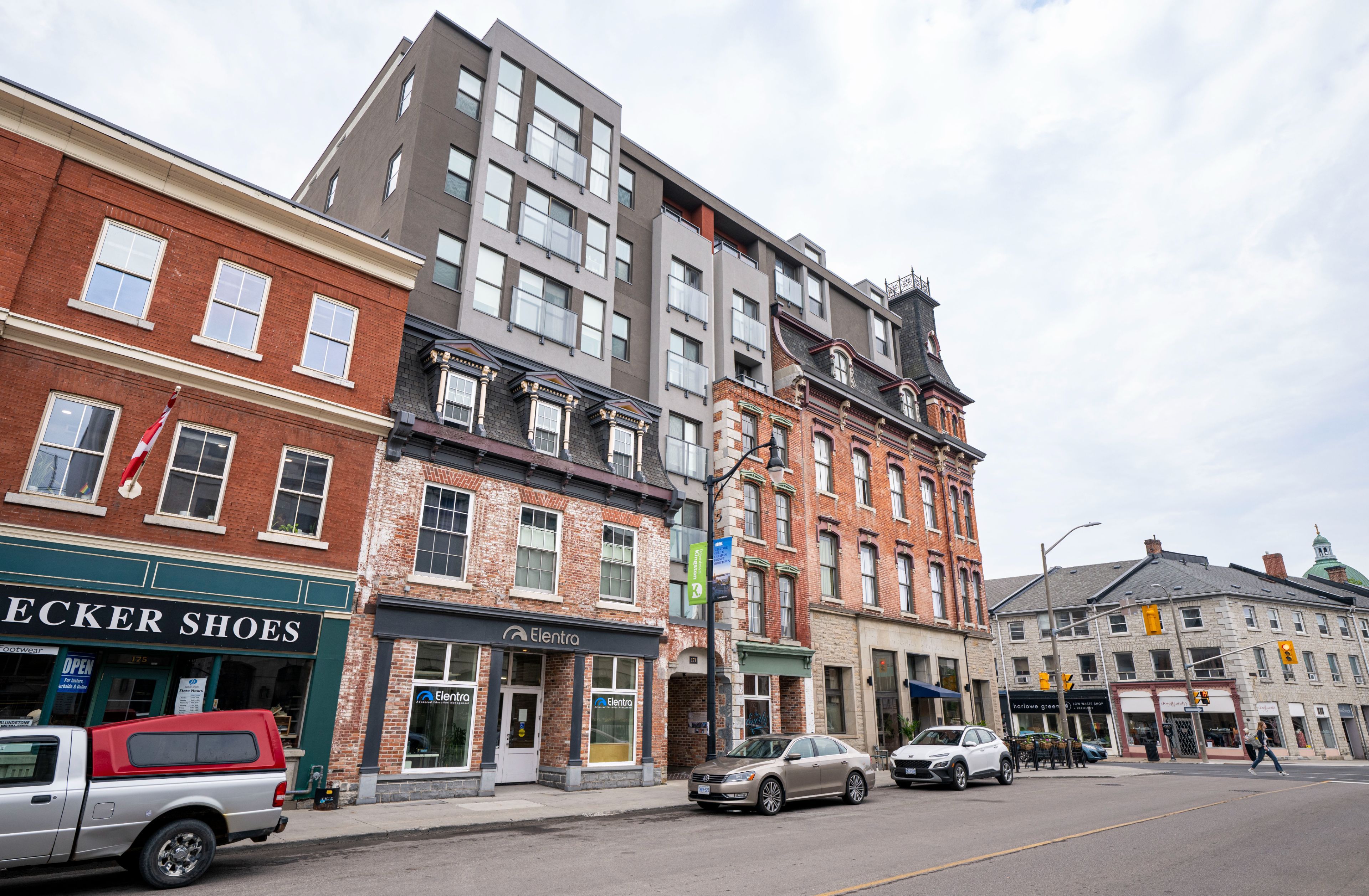 171 Wellington Street 101, Kingston, On K7l 1r8