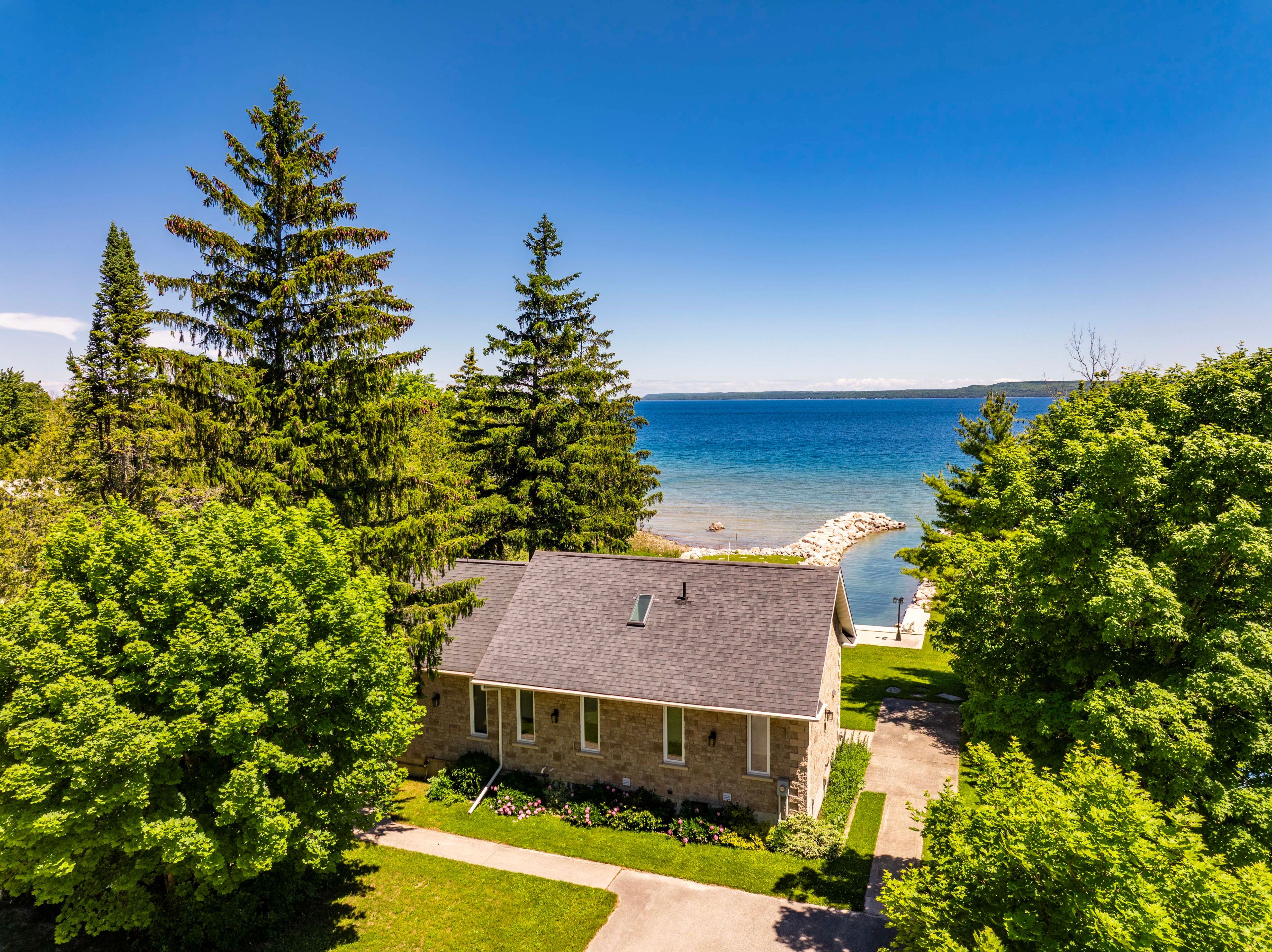 339605 Presqu'Ile Road, Georgian Bluffs, On N0h 1s0