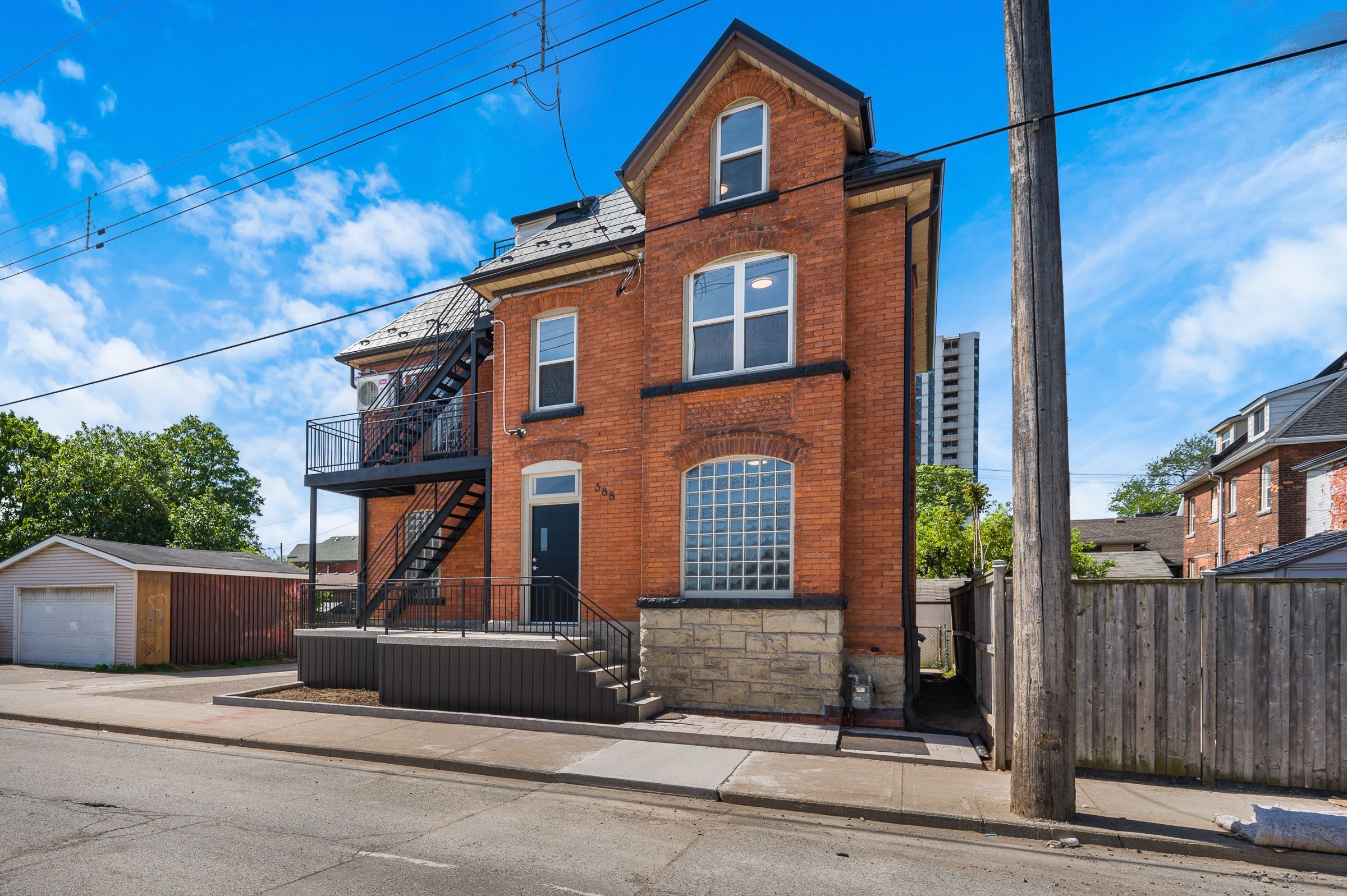 388 Wilson Street #1, Hamilton, On L8l 1s9