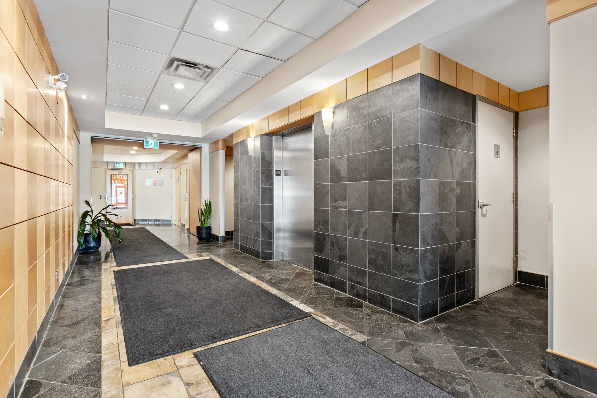 1 Hines Road 203, Kanata, On K2k 3c7
