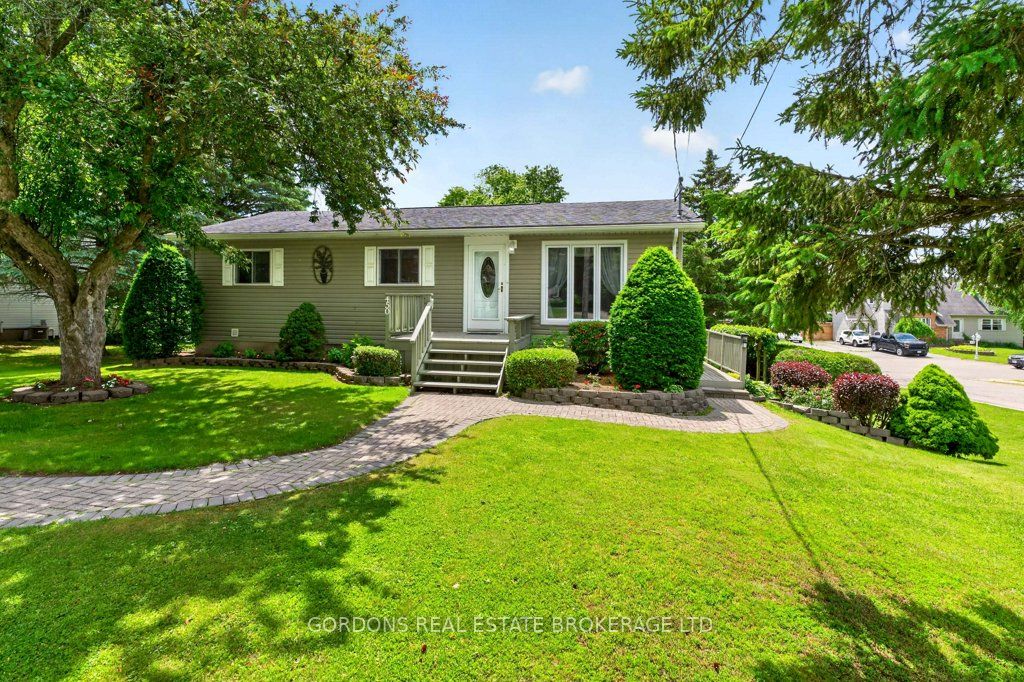 450 Charles Street N, Gananoque, On K7g 1v7