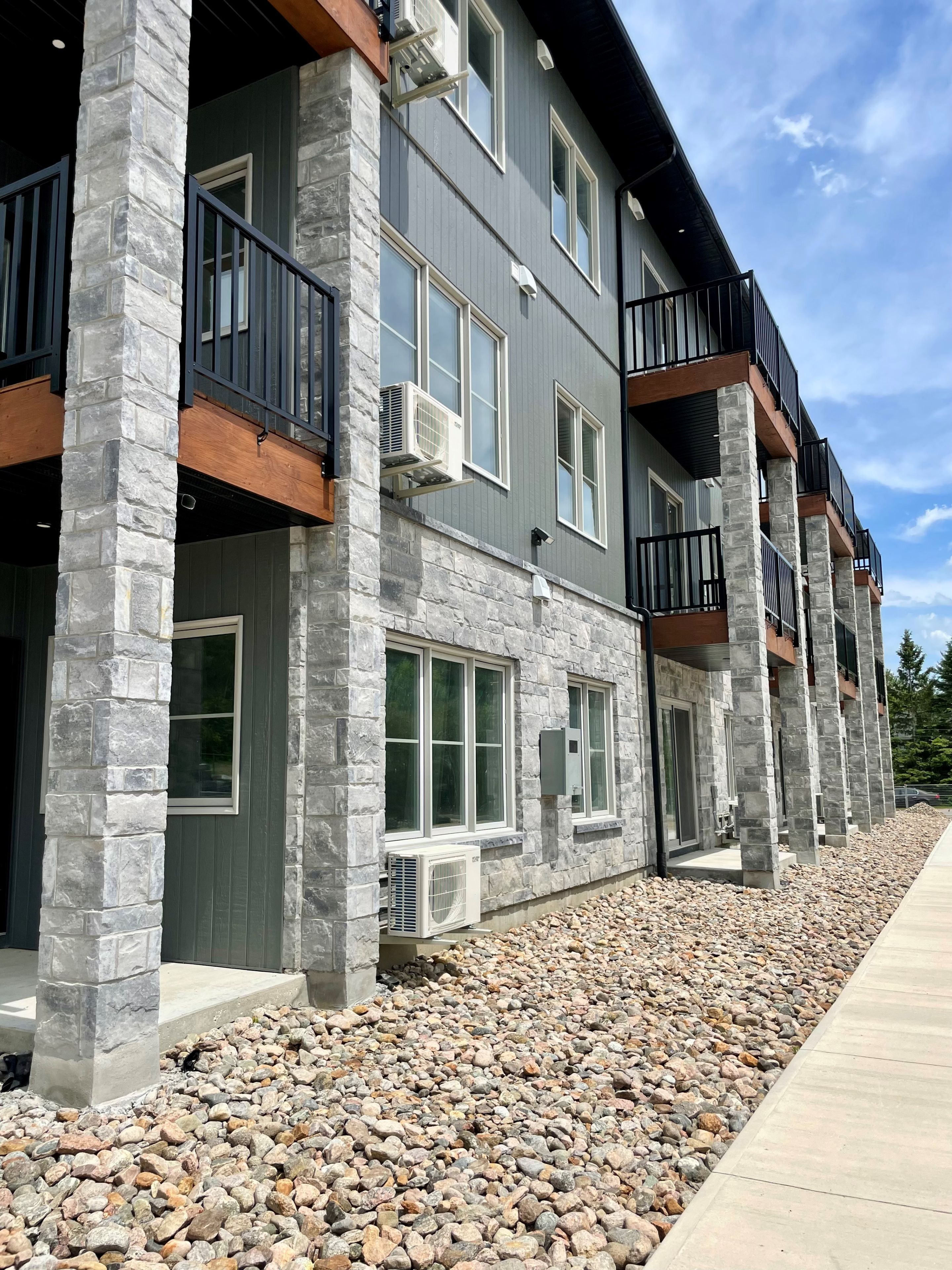 78 B Queen Street 207, Bonnechere Valley, On K0j 1t0