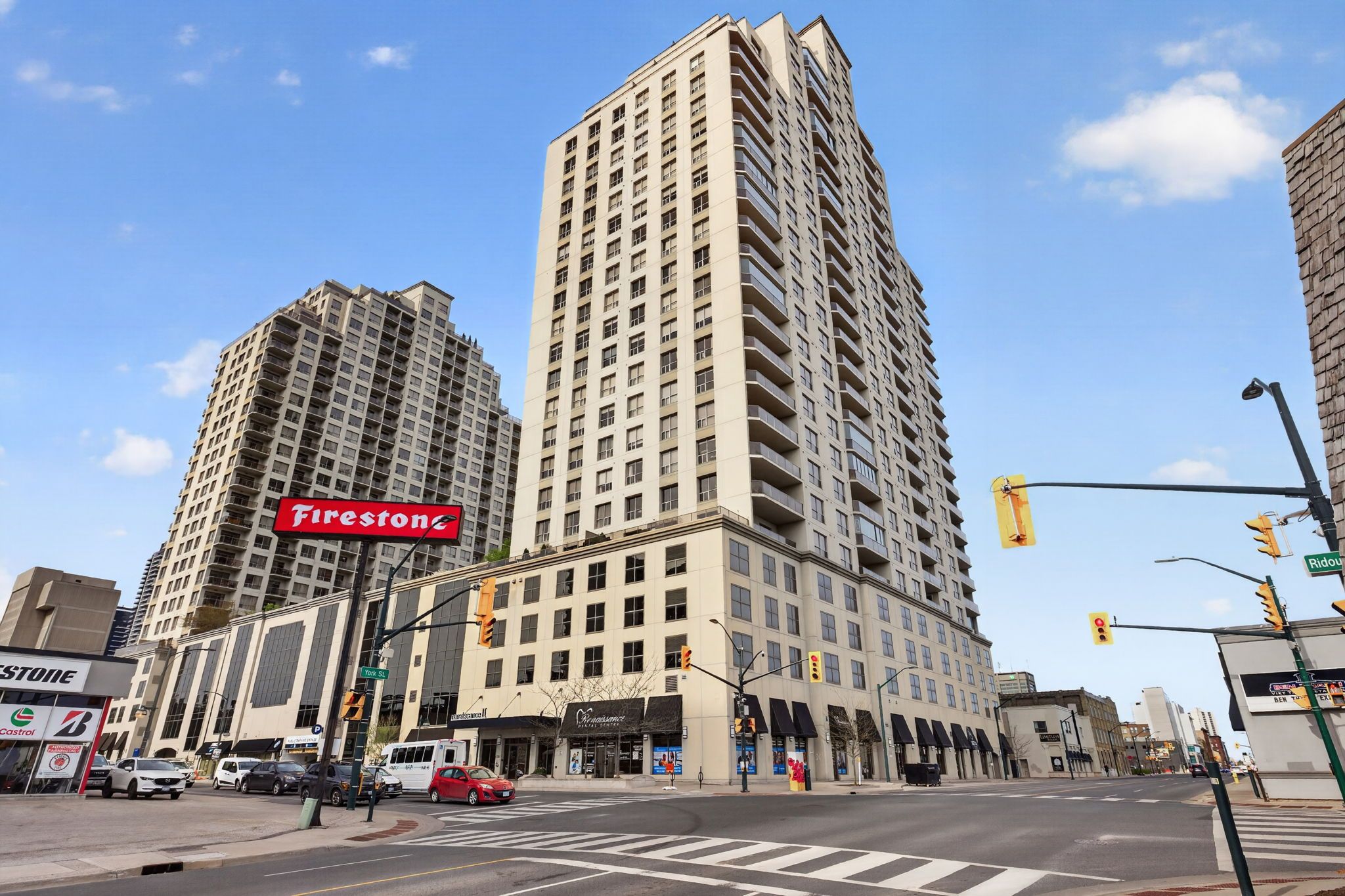 330 Ridout Street N 801, London East, On N6c 3z3