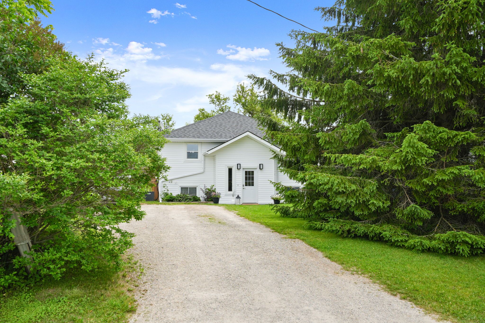 19 Addeson Street, Melancthon, On L9v 3e9