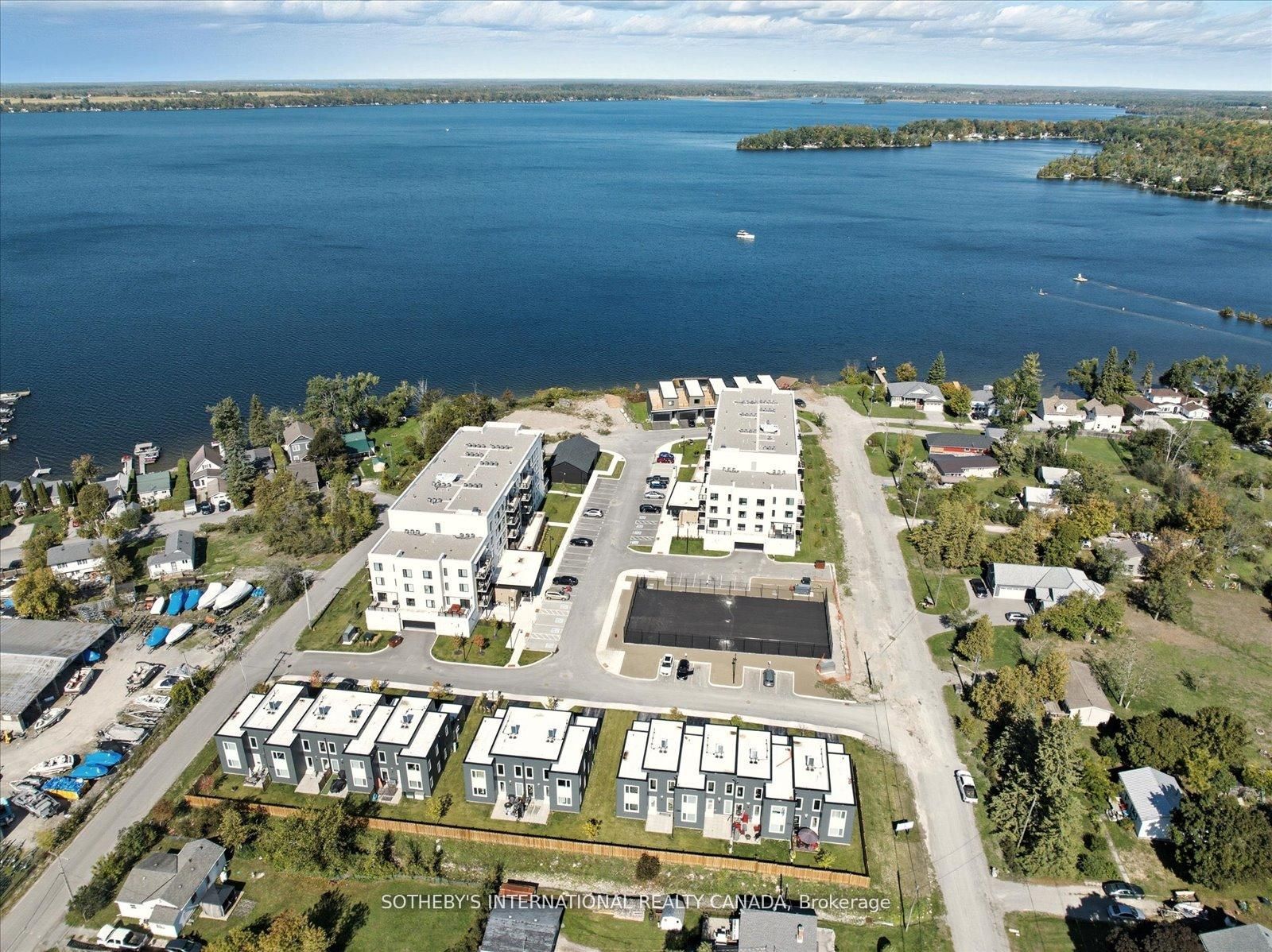 19a West Street N Penthouse 1, Kawartha Lakes, On K0m 1n0