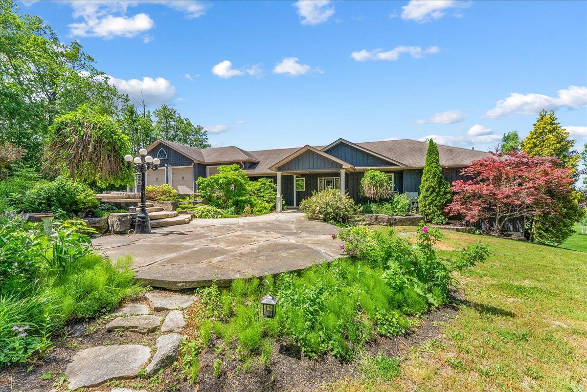 1634 Morris Avenue, Selwyn, On K0l 1t0