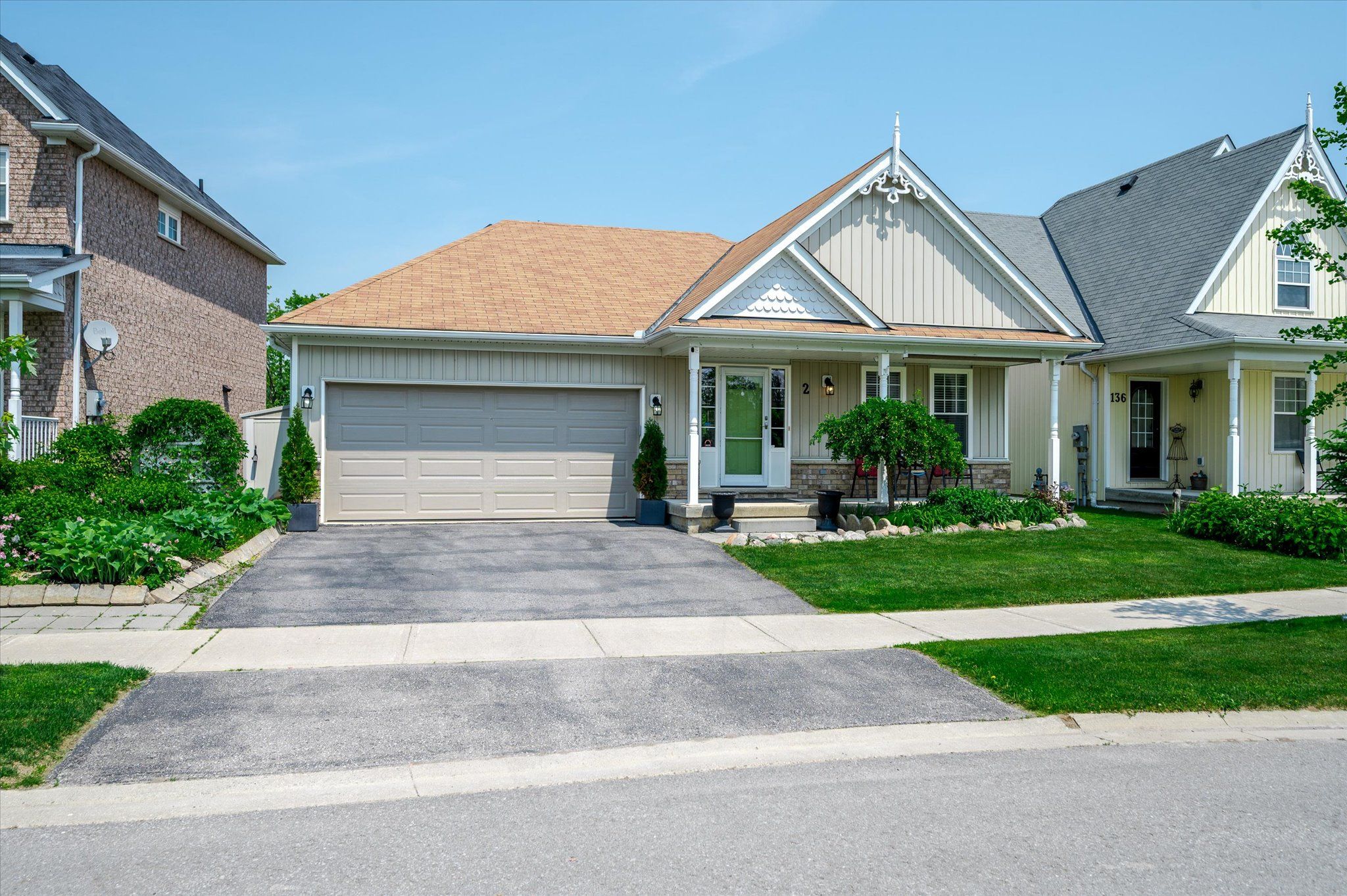 2 Peace Crescent, Peterborough, On K9h 0c1