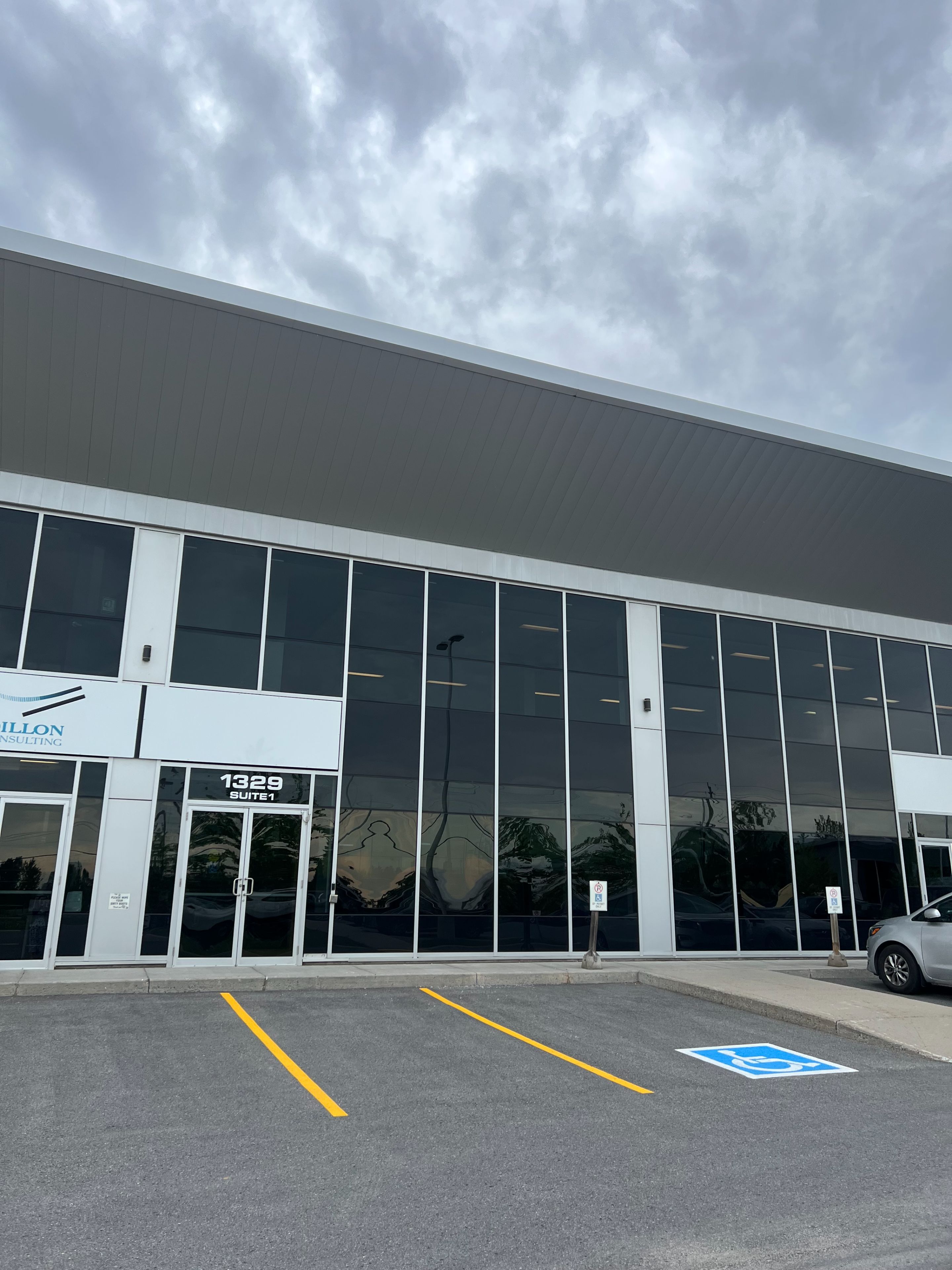 1329 Gardiners Road 1b, Kingston, On K7p 0l8