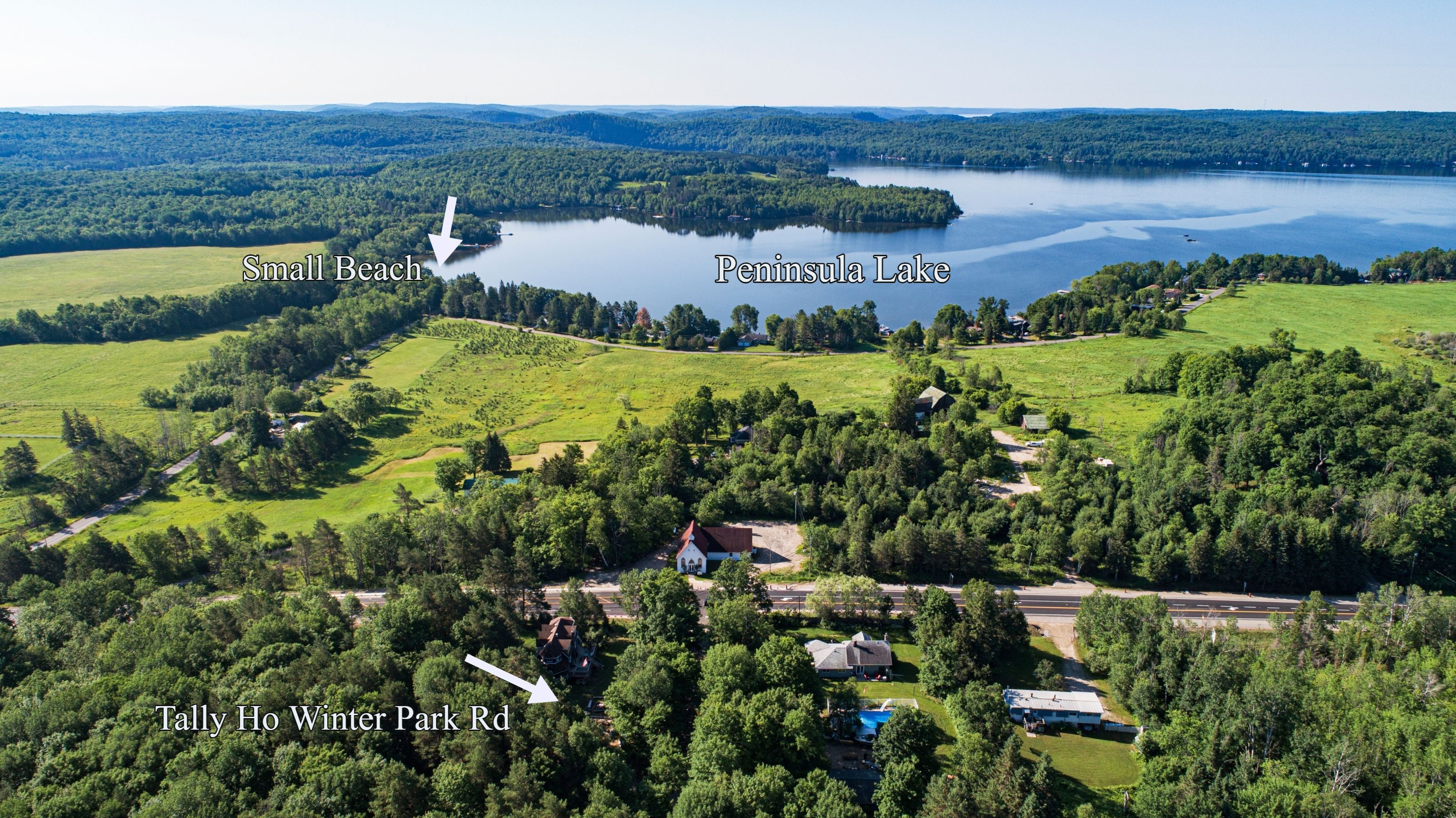 A Tally Ho Winter Park Road, Lake Of Bays, On P1h 2j6