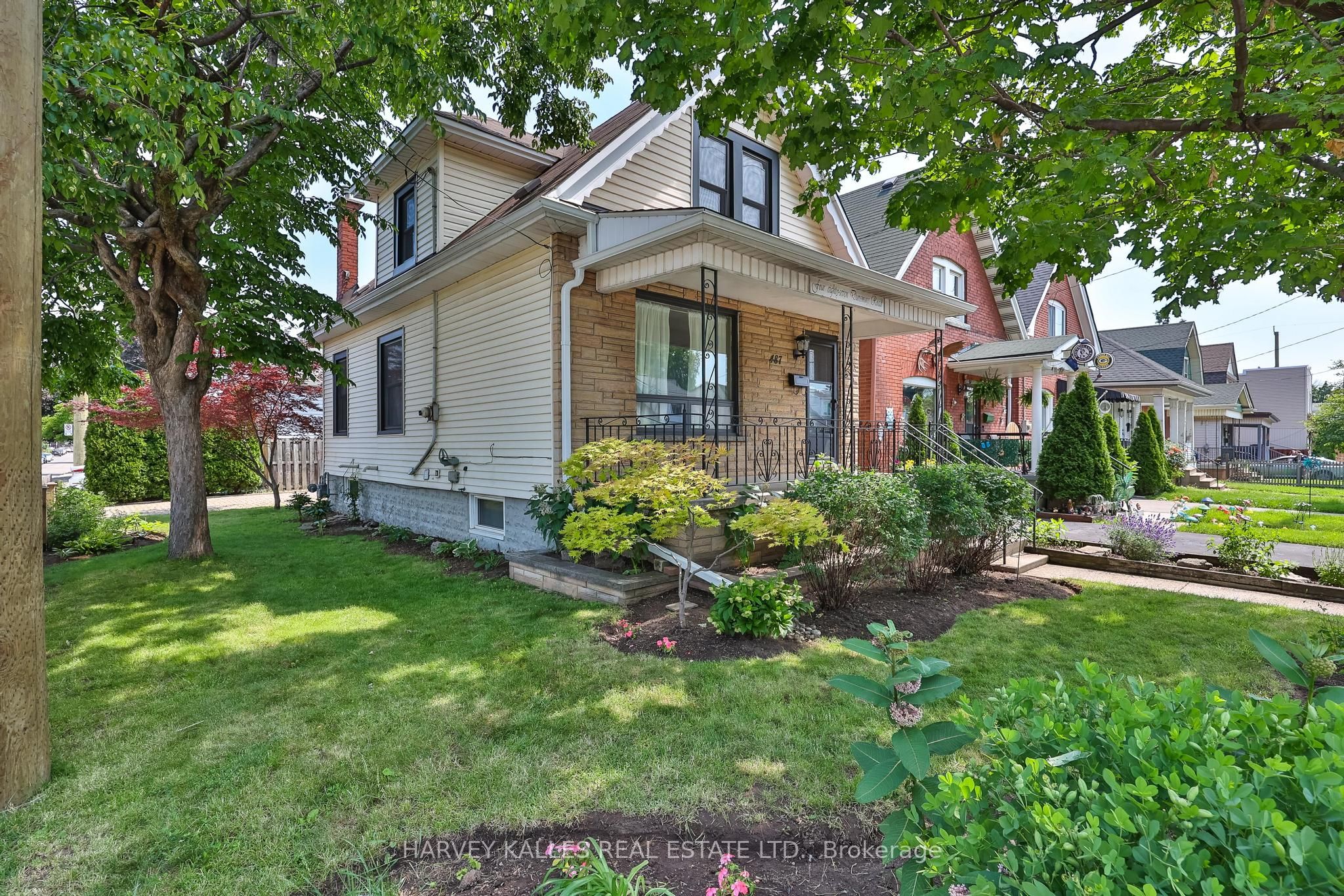 487 Dunsmure Road, Hamilton, On L8h 1g8