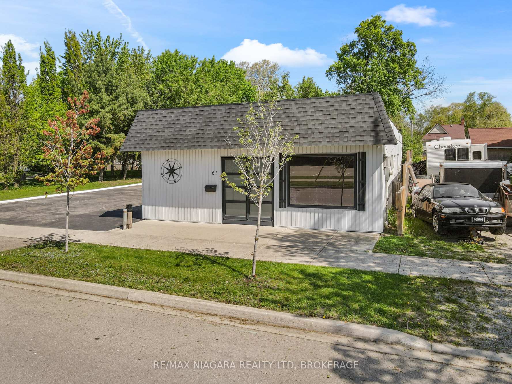 61 Queen Street, Fort Erie, On L2a 1t7