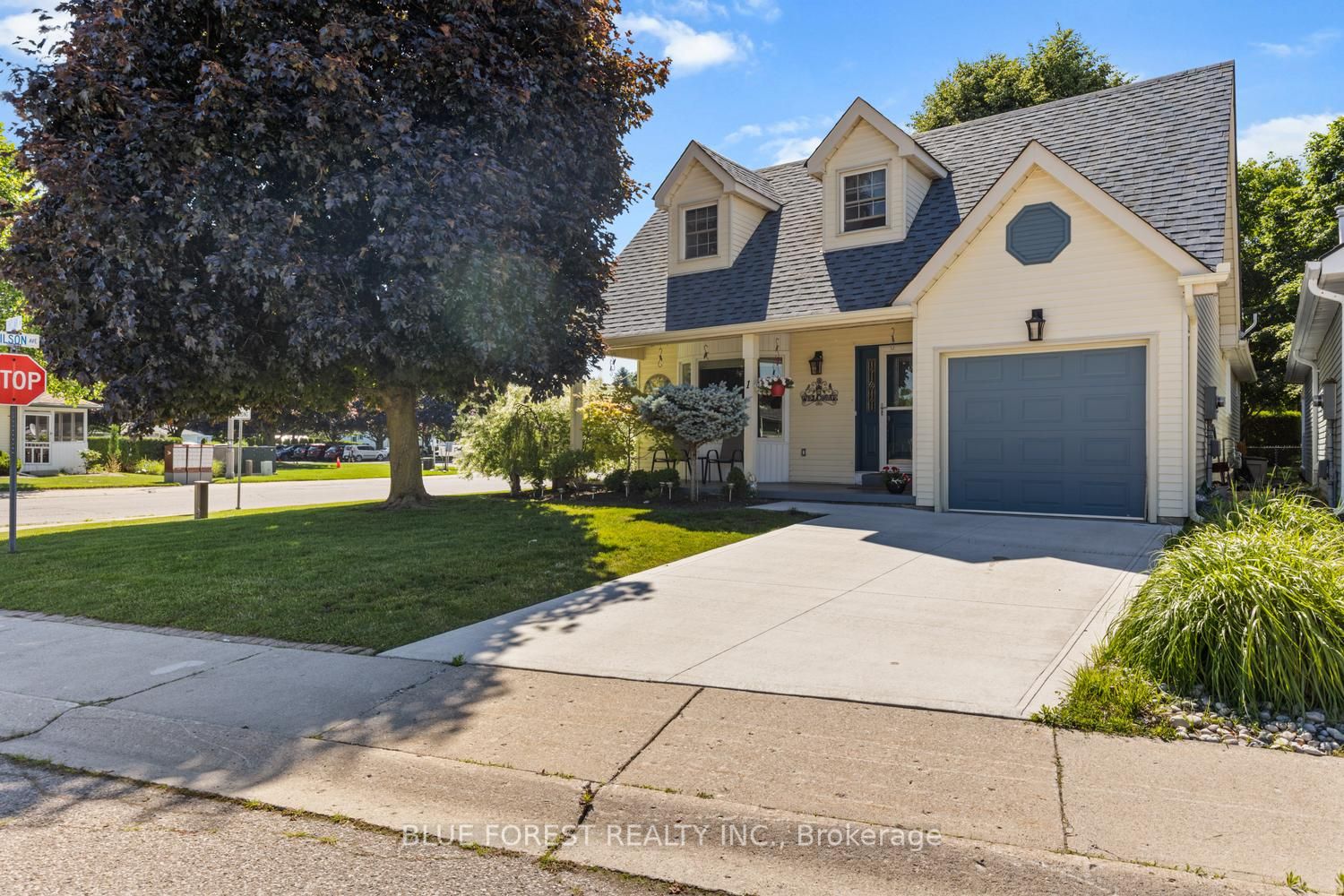 1 Sinclair Drive, Tillsonburg, On N4g 5l6
