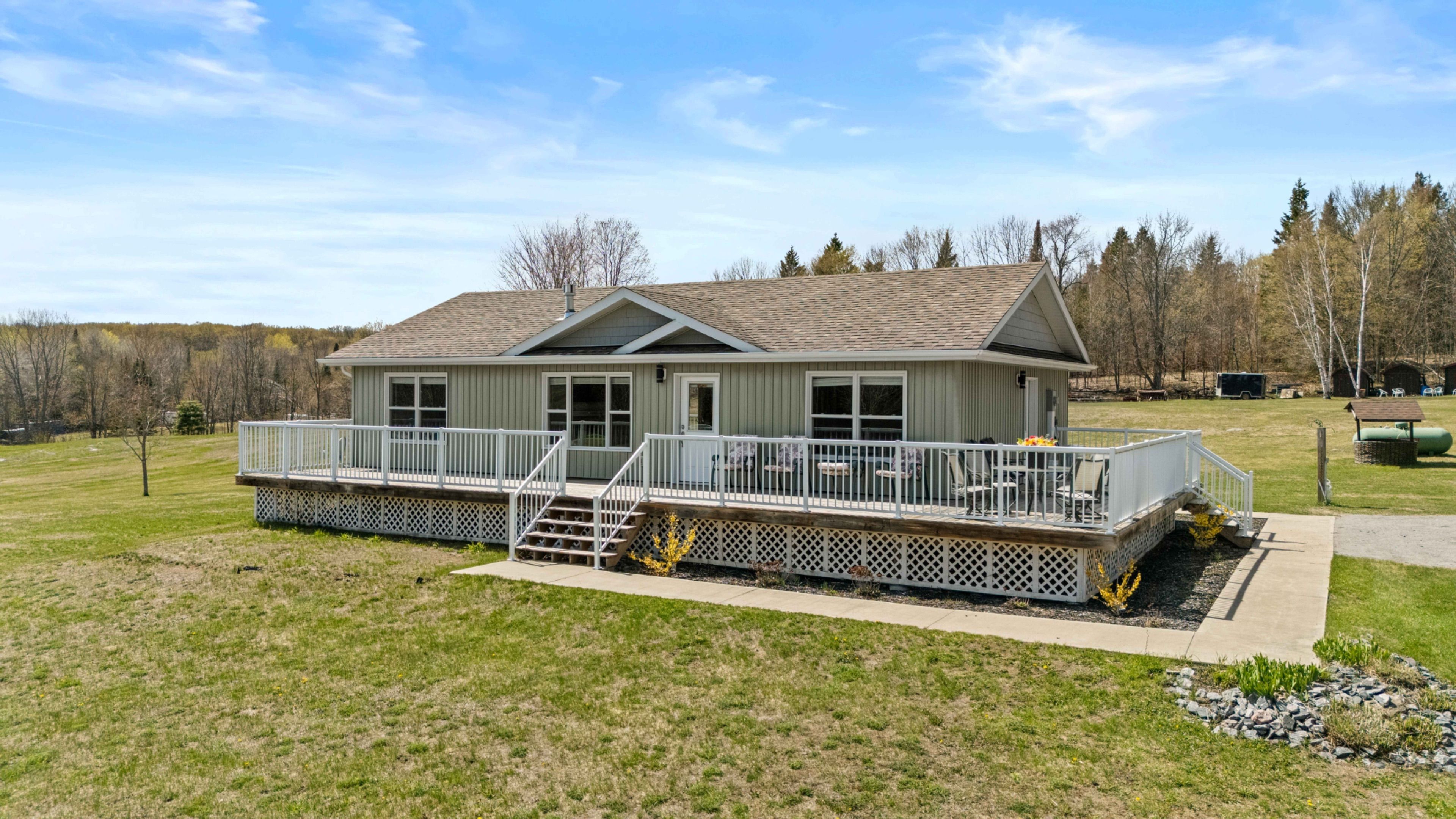 2278 Monck Road, Highlands East, On K0l 1m0