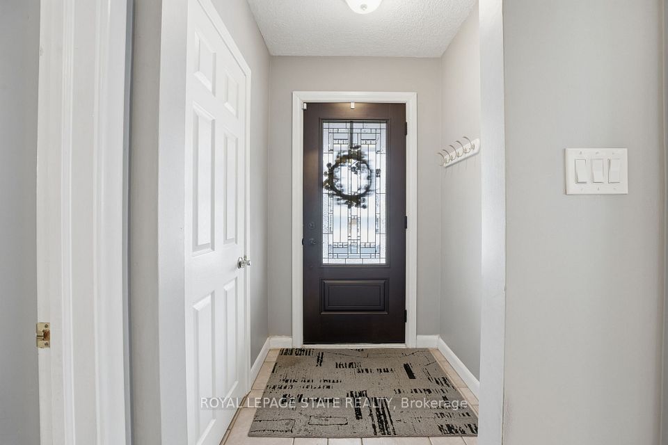 473 Mohawk Road W, Hamilton, On L9c 1x3