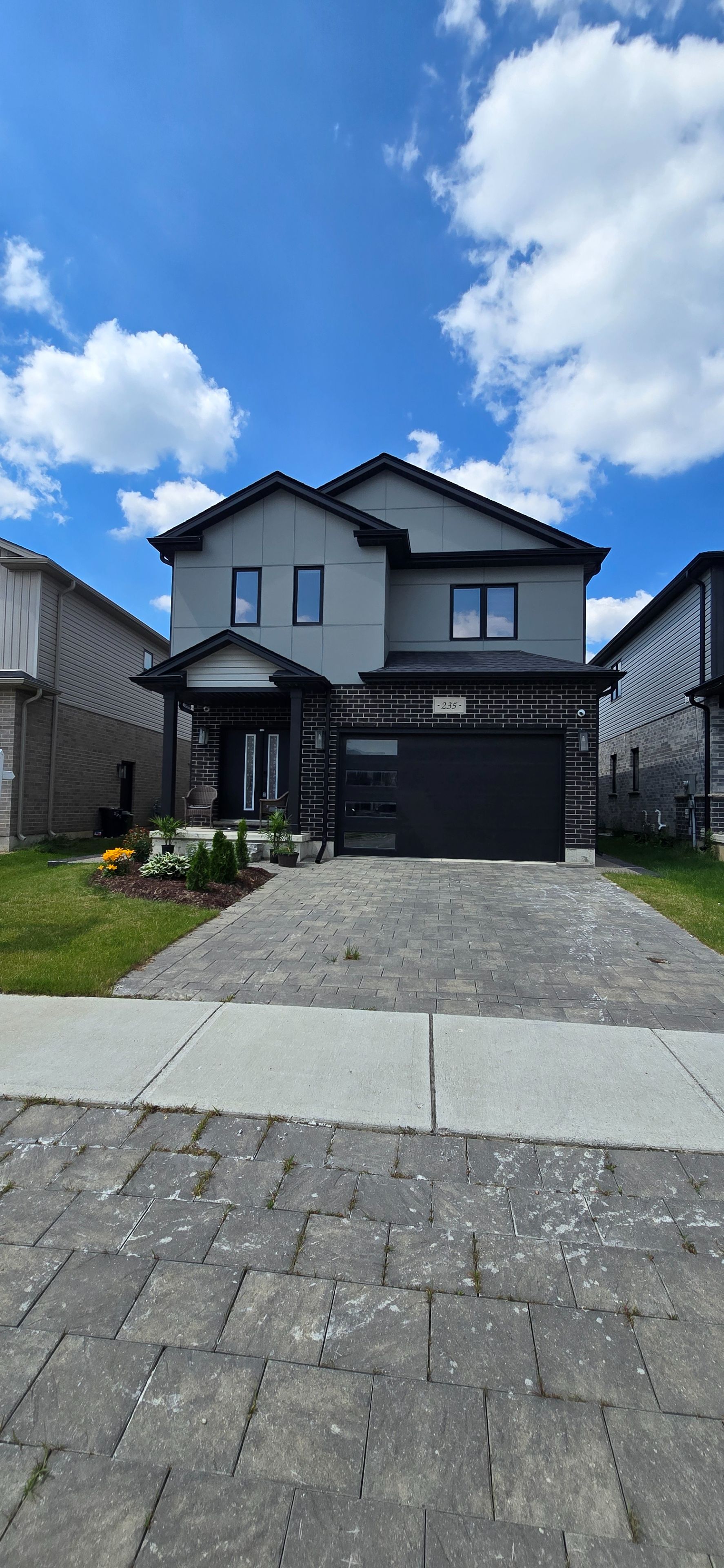 235 Byers Street, London South, On N6l 0j2
