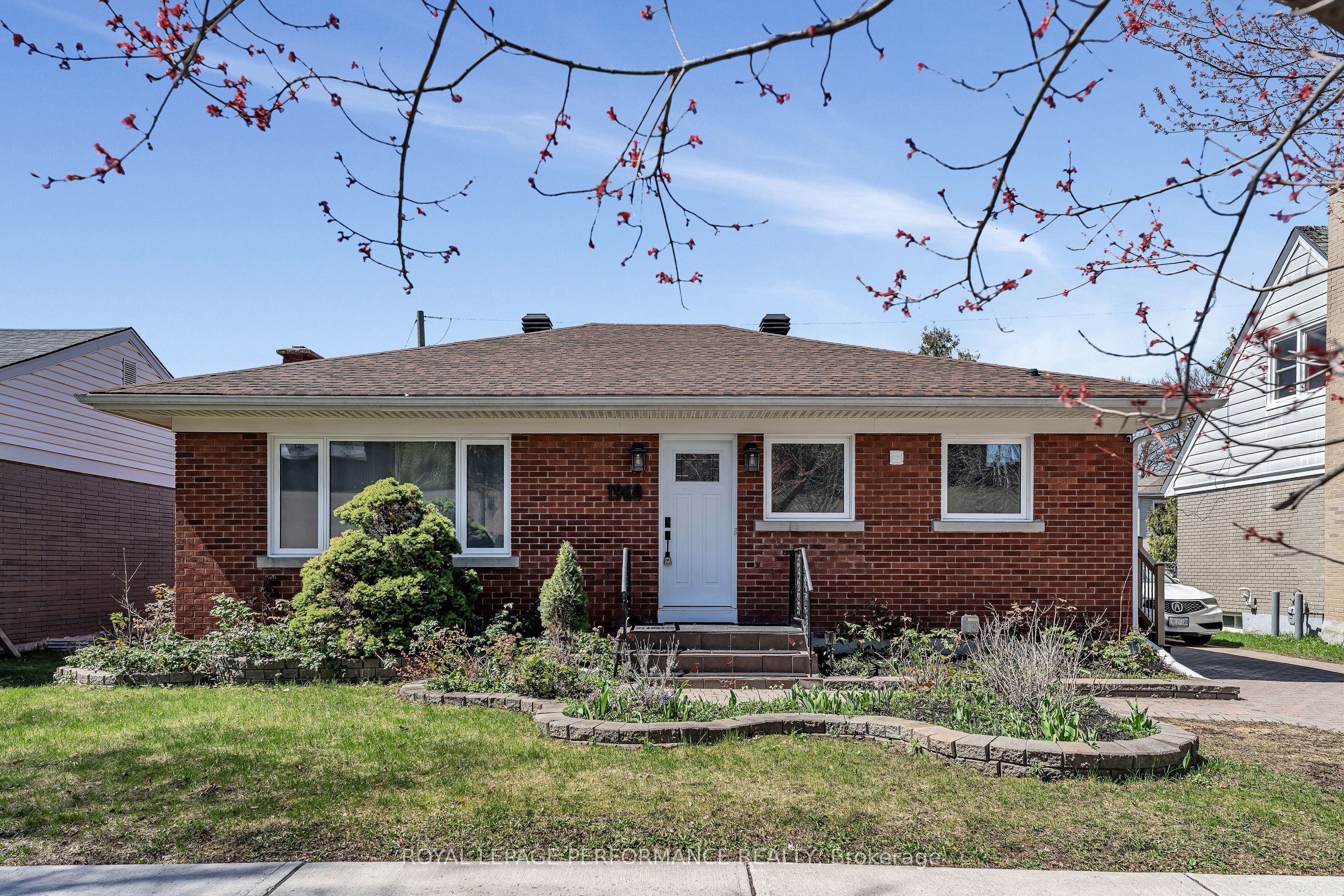 1960 Othello Avenue, Elmvale Acres And Area, On K1g 2a4