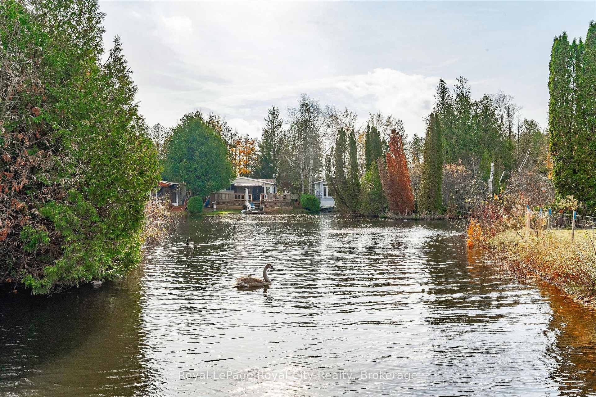 10 Spruce Avenue, Puslinch, On N0b 2j0