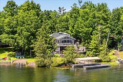 150 Hall Drive, Trent Lakes, On K0l 1j0