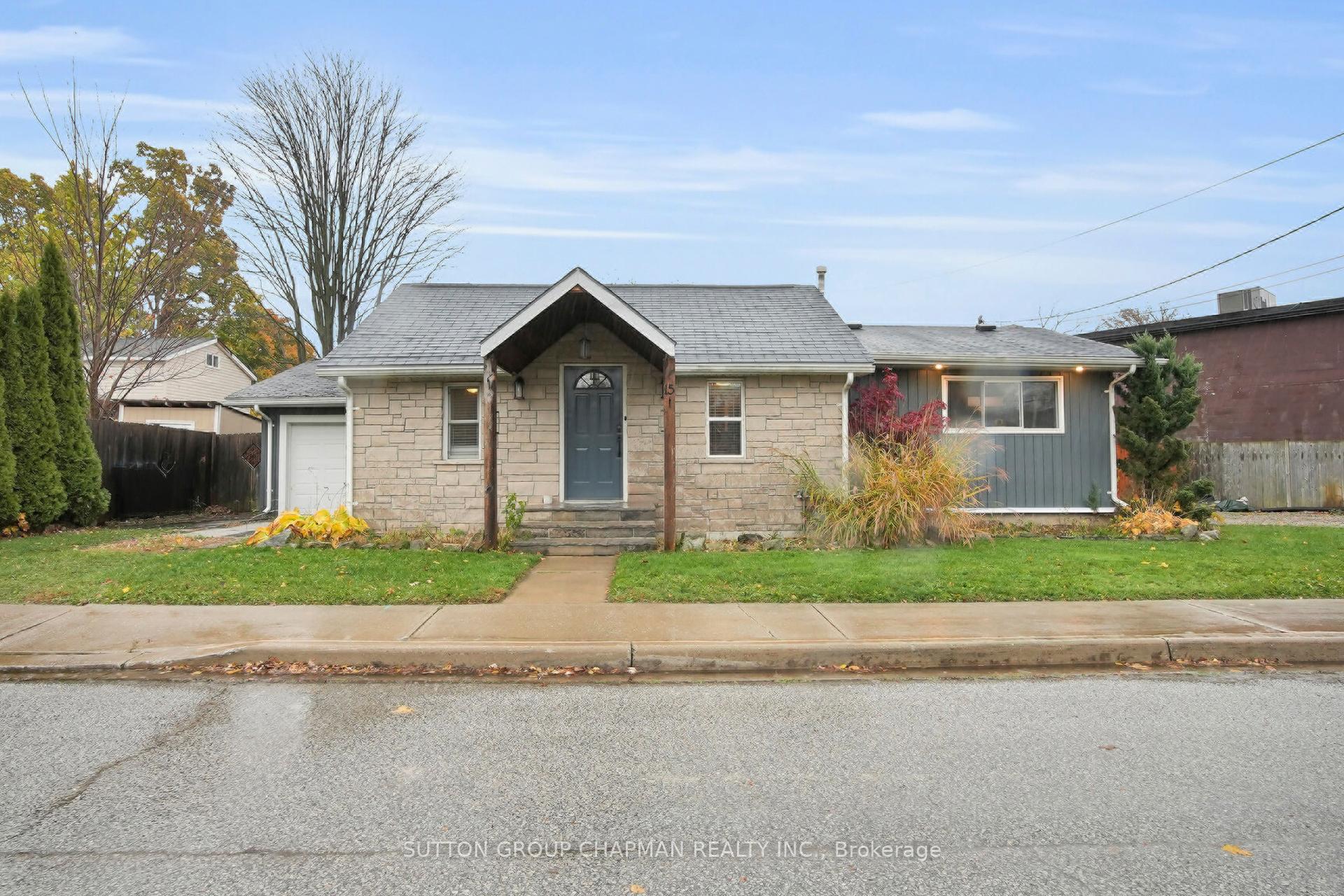 15 Arthur Street, Lambton Shores, On N0n 1j0