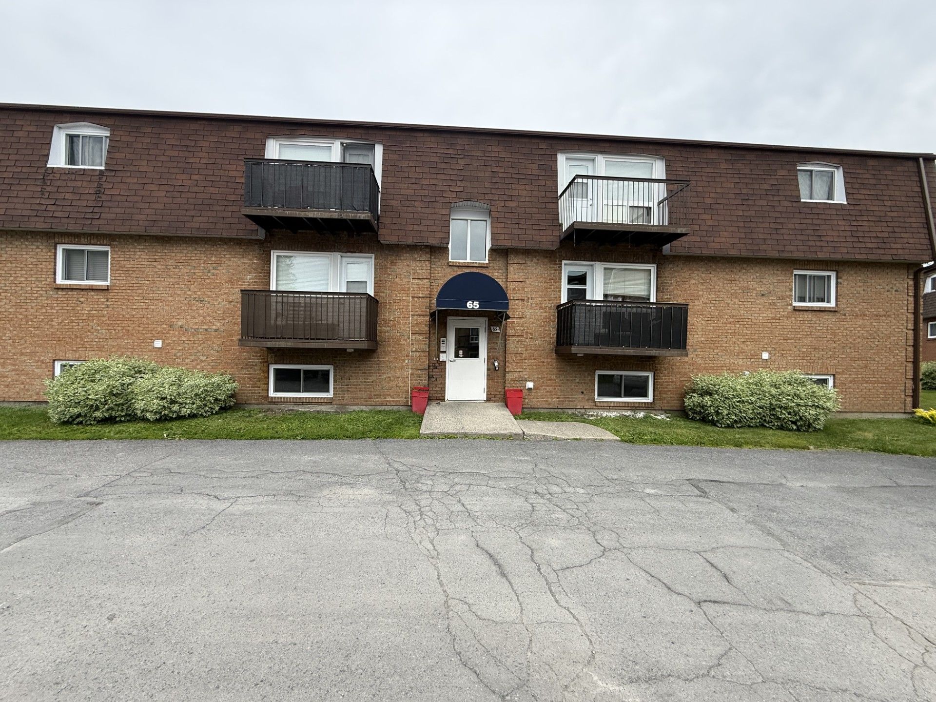65 Race Street 3, Cornwall, On K6h 1g7