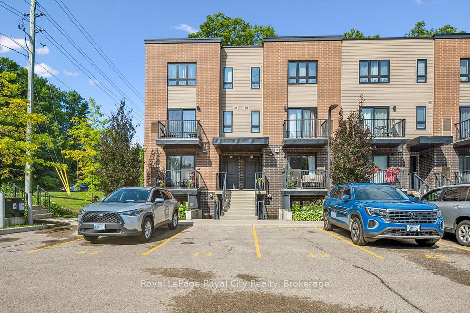 190 Century Hill Drive C1, Kitchener, On N2e 2w6