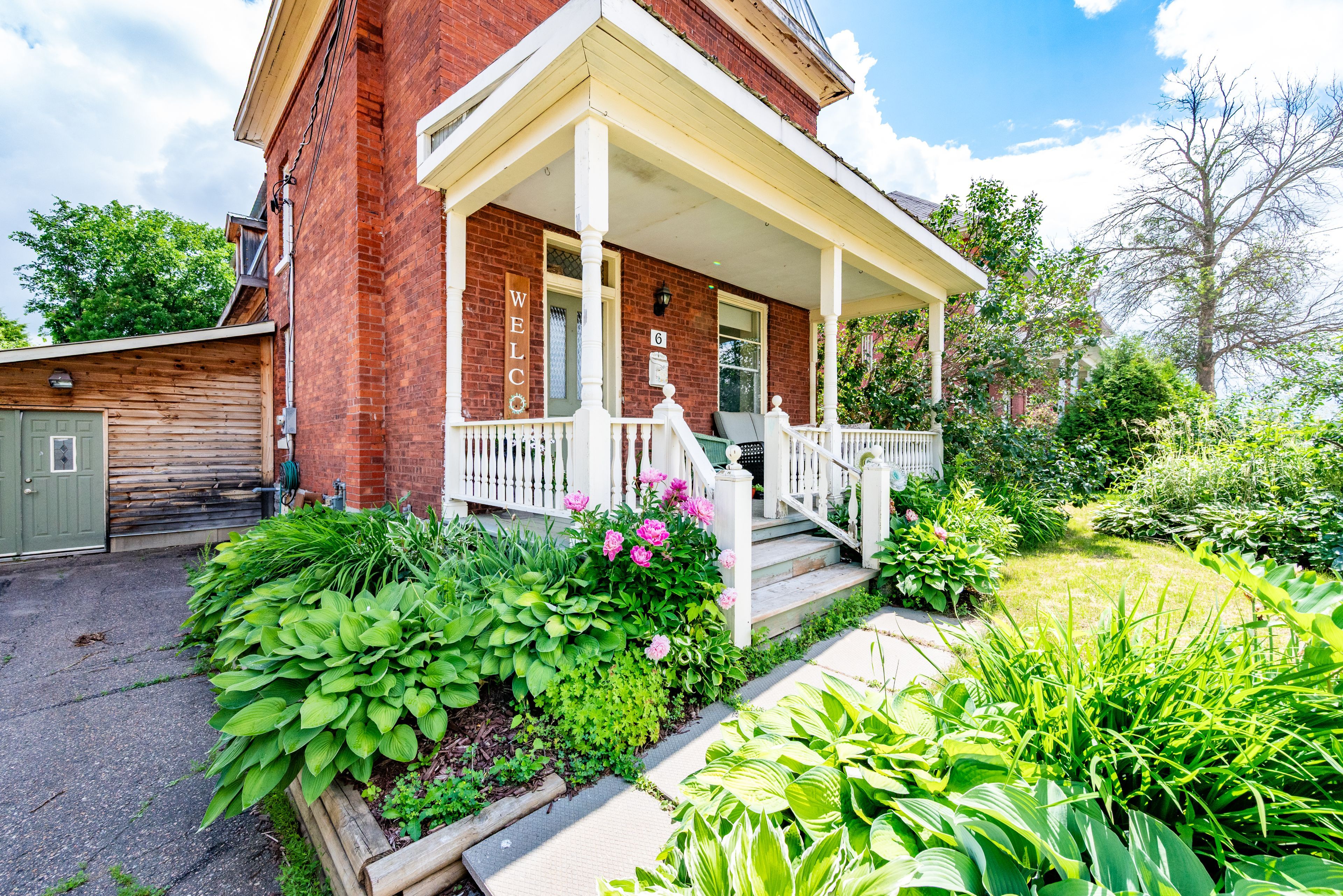 6 Crawford Street, Whitewater Region, On K0j 1k0