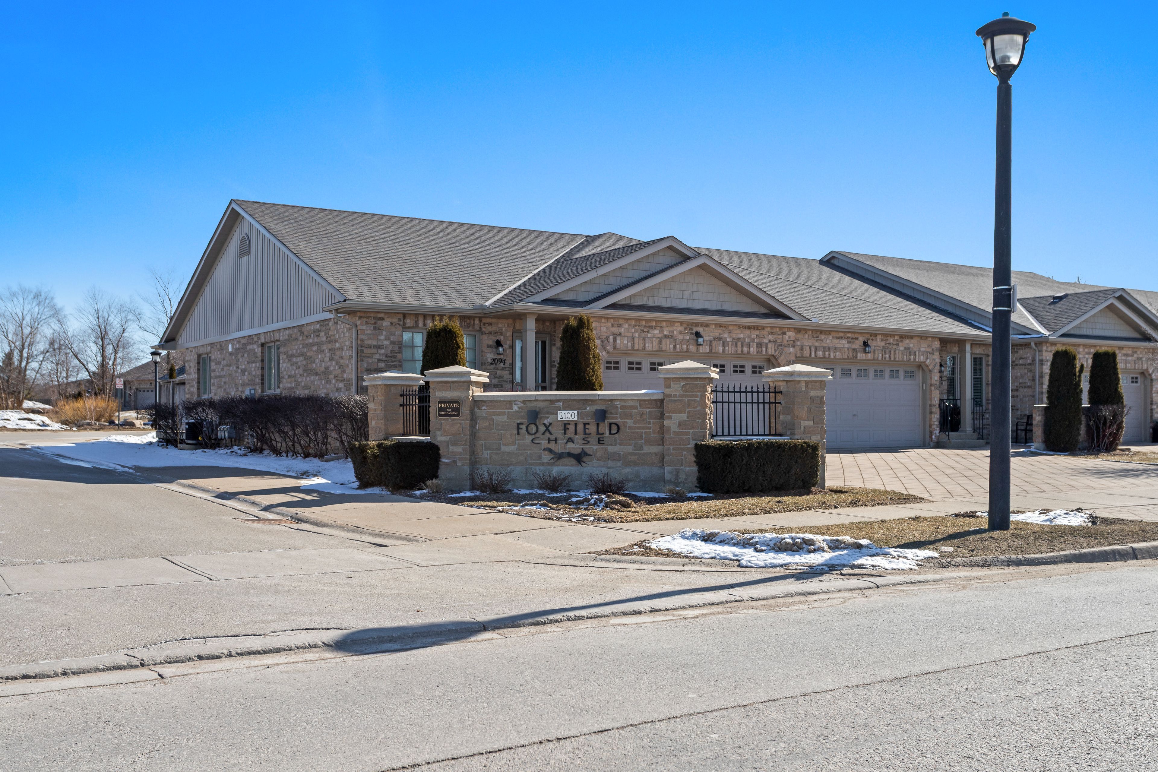 2094 Denview Avenue, London North, On N6g 5b6