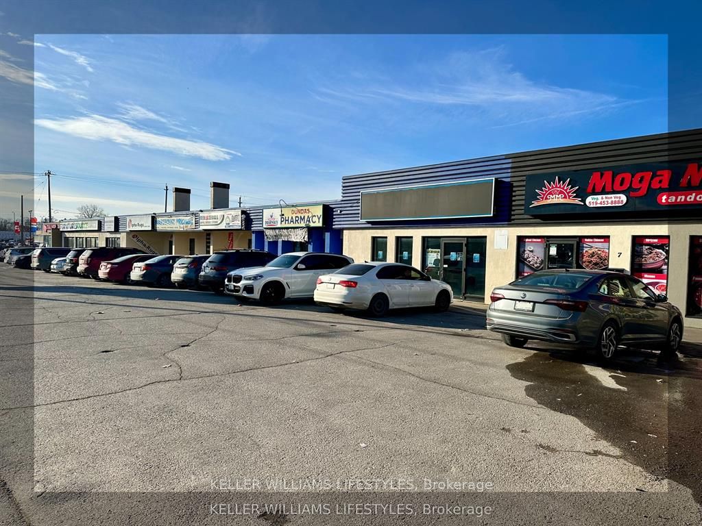 1560 Dundas Street 4, London East, On N5w 3c1