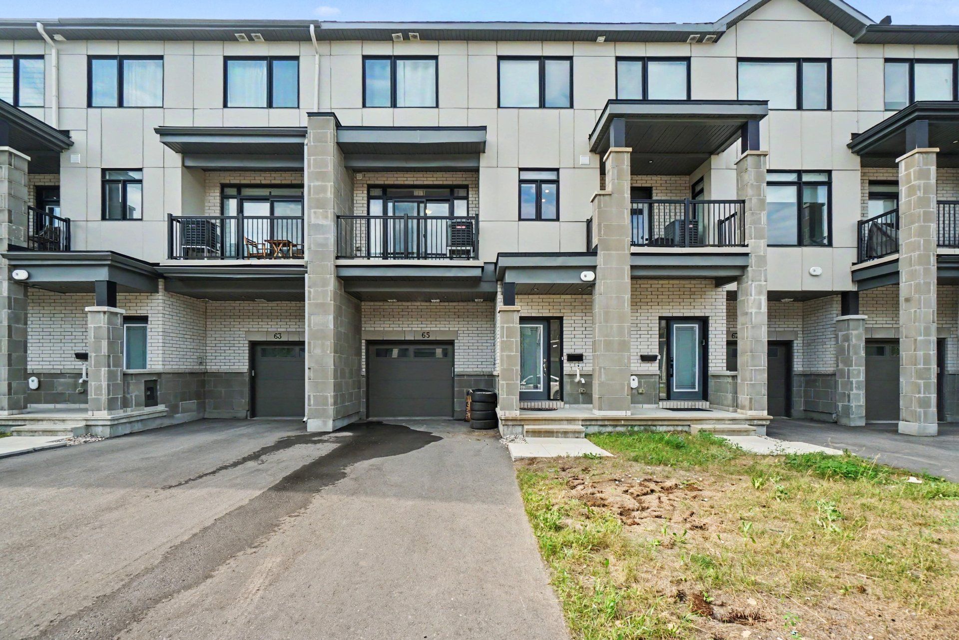 65 Arinto Place, Kanata, On K2s 2r7
