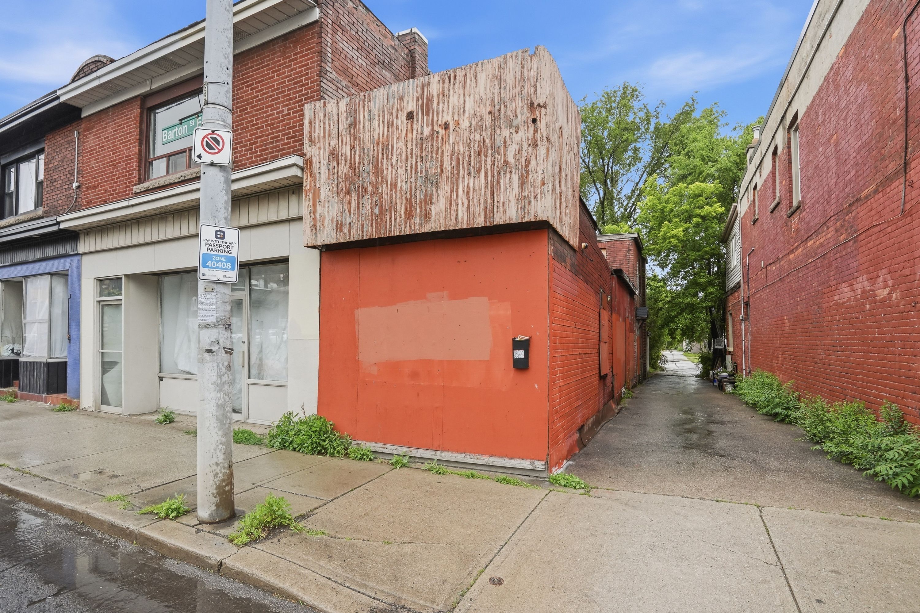 721 1/2 Barton Street E, Hamilton, On L8l 3a7