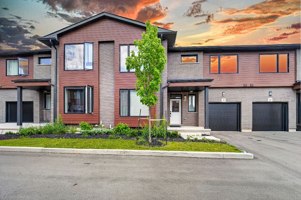 264 Blair Road 9, Cambridge, On N1s 4k9
