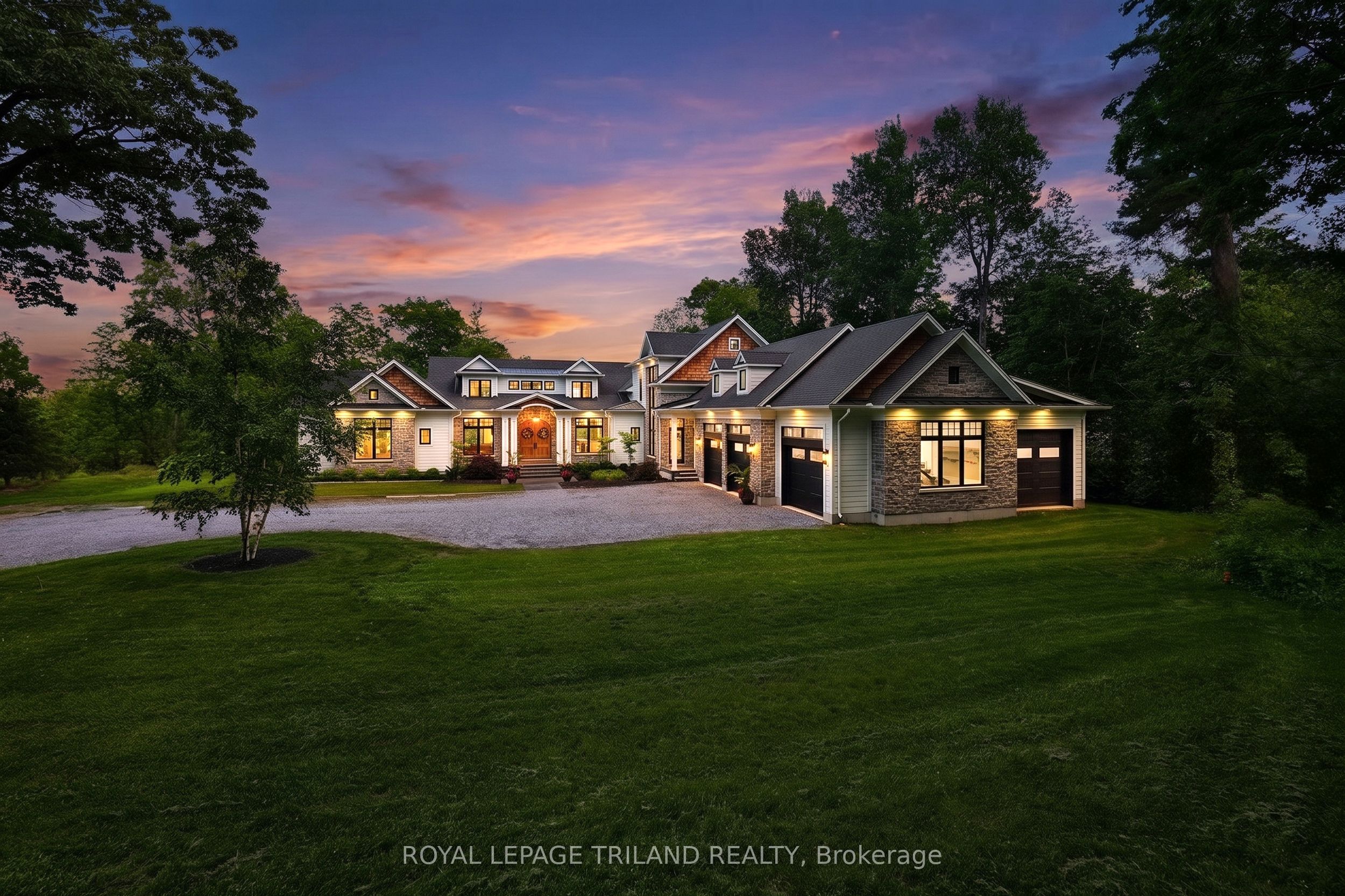 260 Ontario Street, Lambton Shores, On N0m 1t0