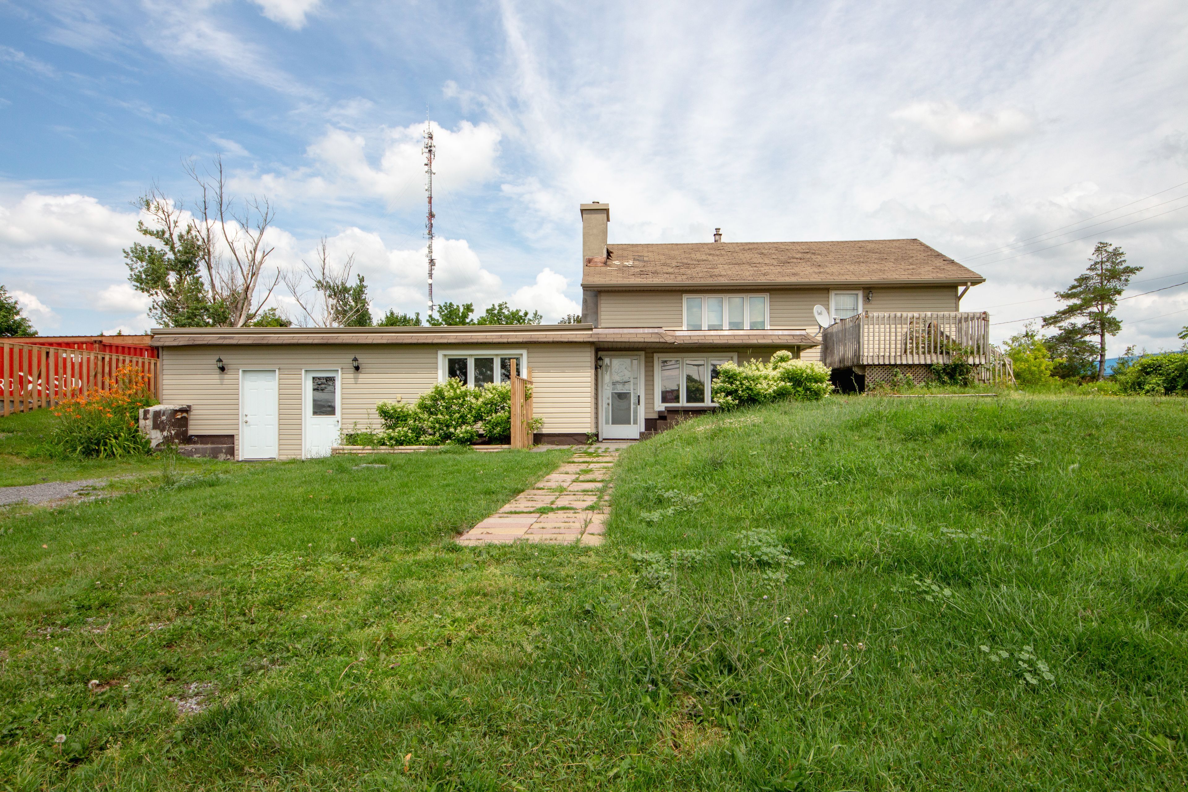 1624 Chemong Road, Selwyn, On K9j 6x2
