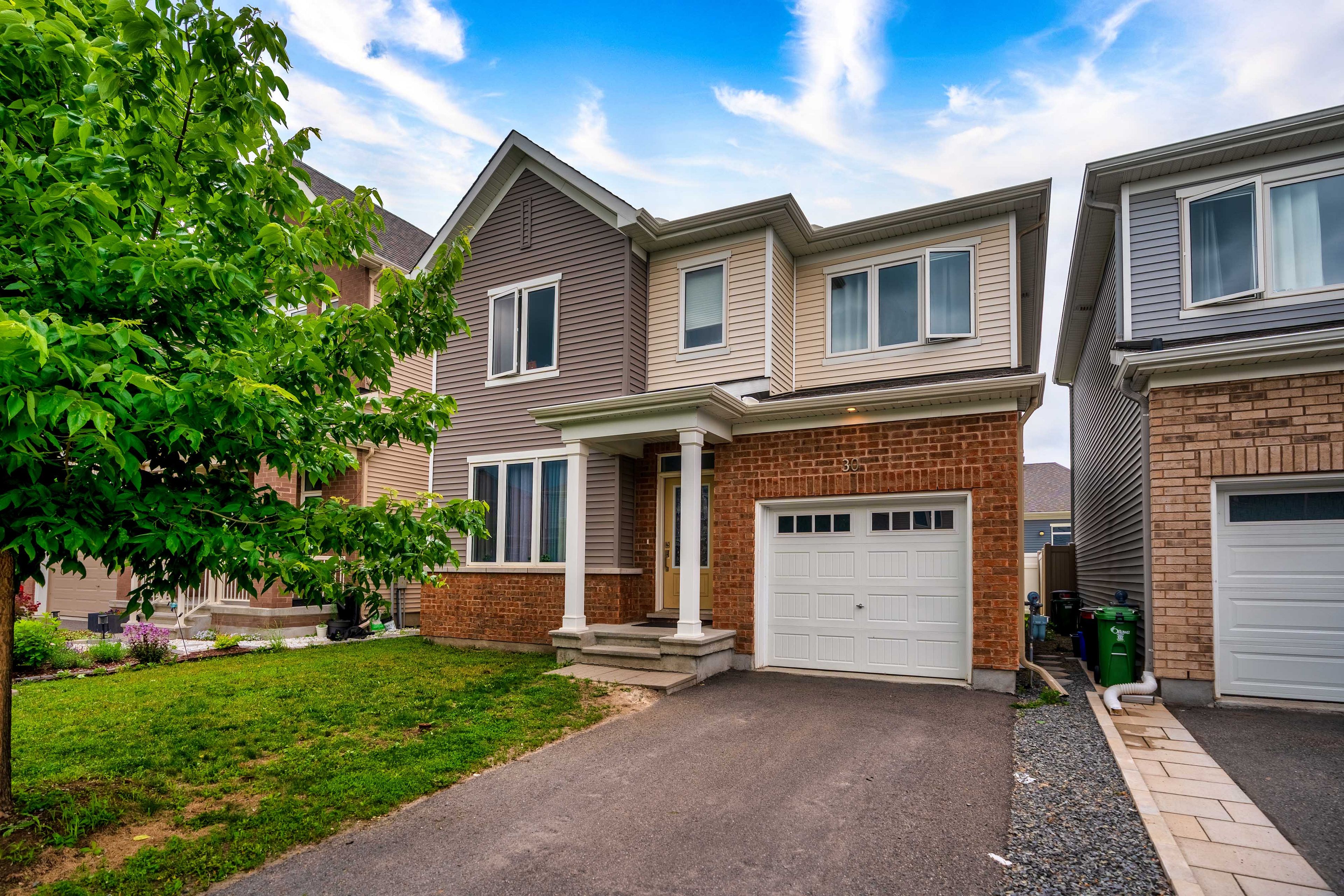 30 Coppermine Street, Barrhaven, On K2j 6p6