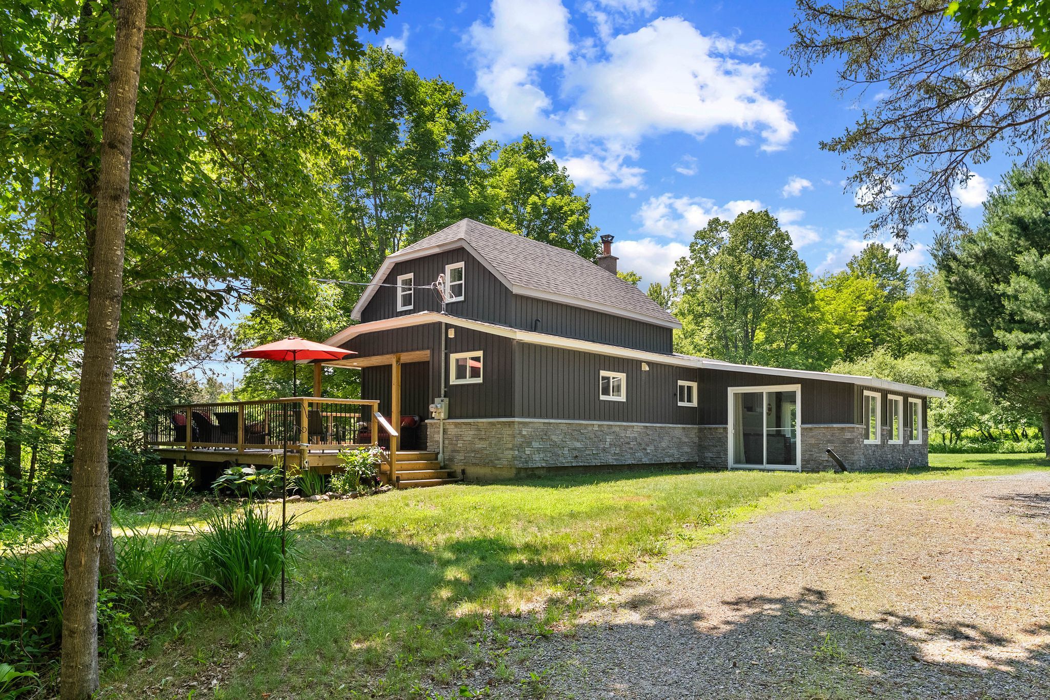 3432 Siberia Road, Hastings Highlands, On K0j 1l0