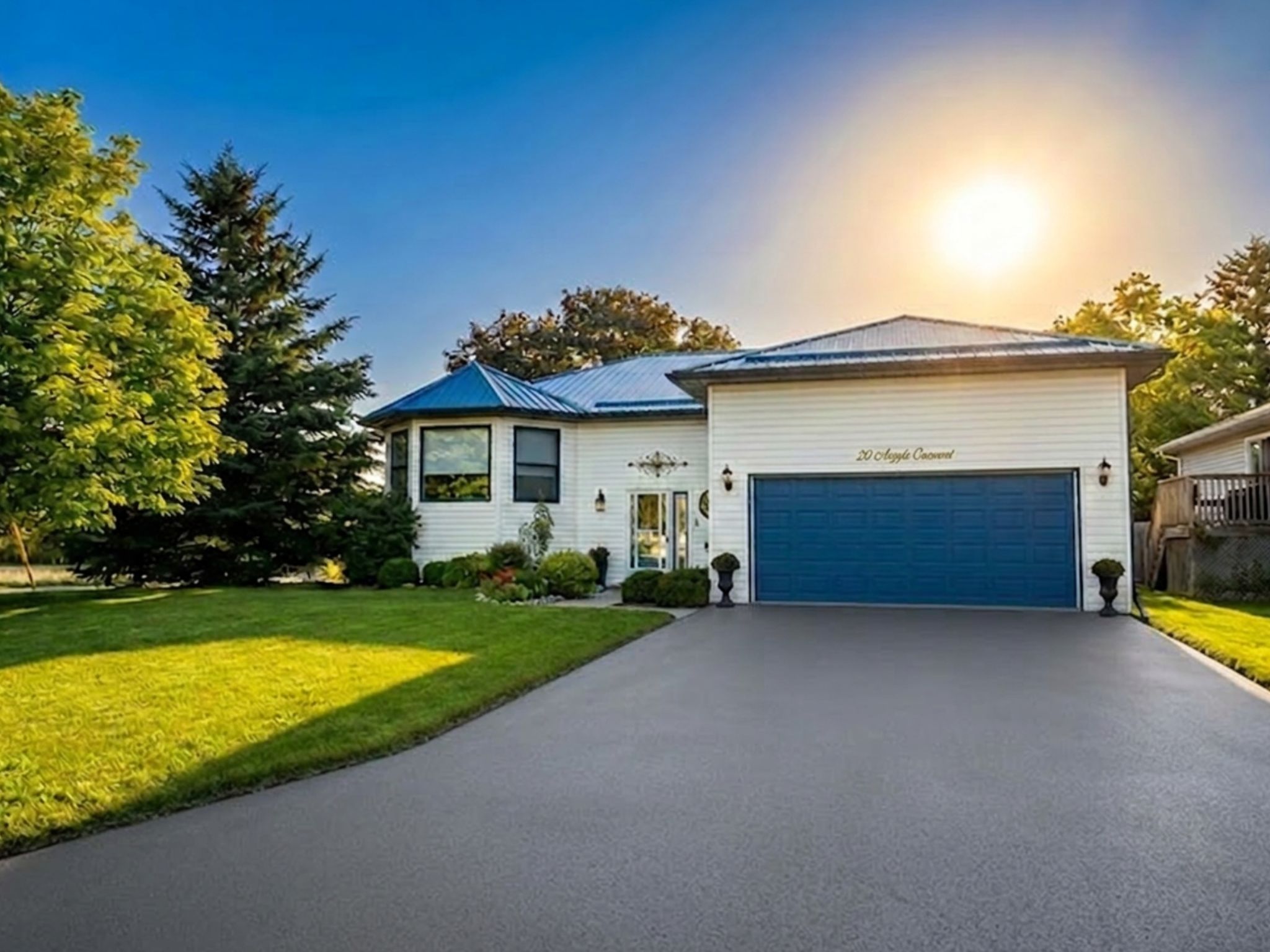 20 Argyle Crescent, Prince Edward County, On K0k 2t0